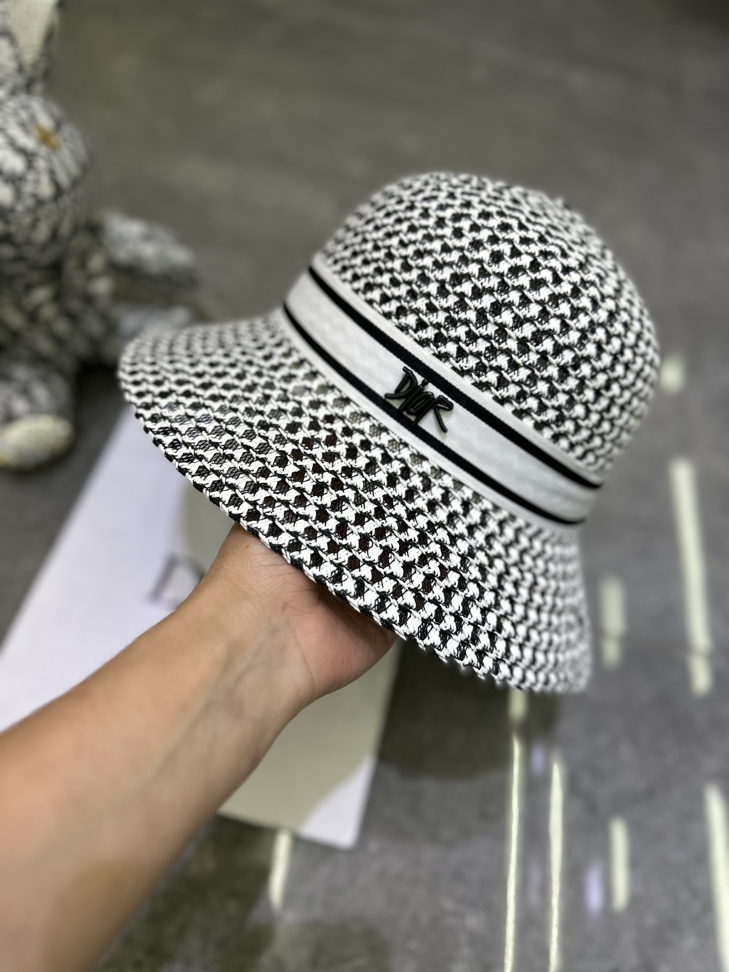 🎀迪奥爆款经典盆帽👒👒👒春夏新品百搭时尚单品首选🔥🔥🔥