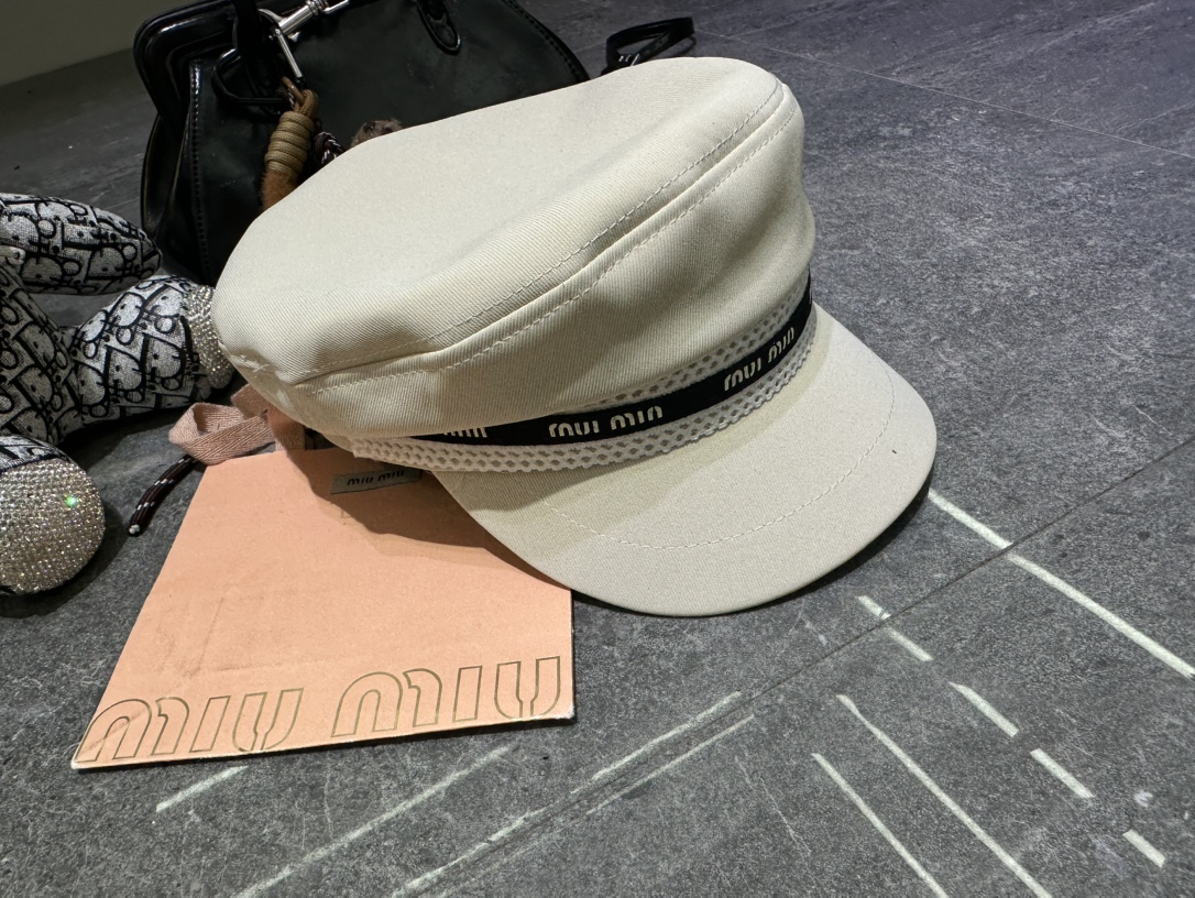 🎀Miumiu爆款军帽