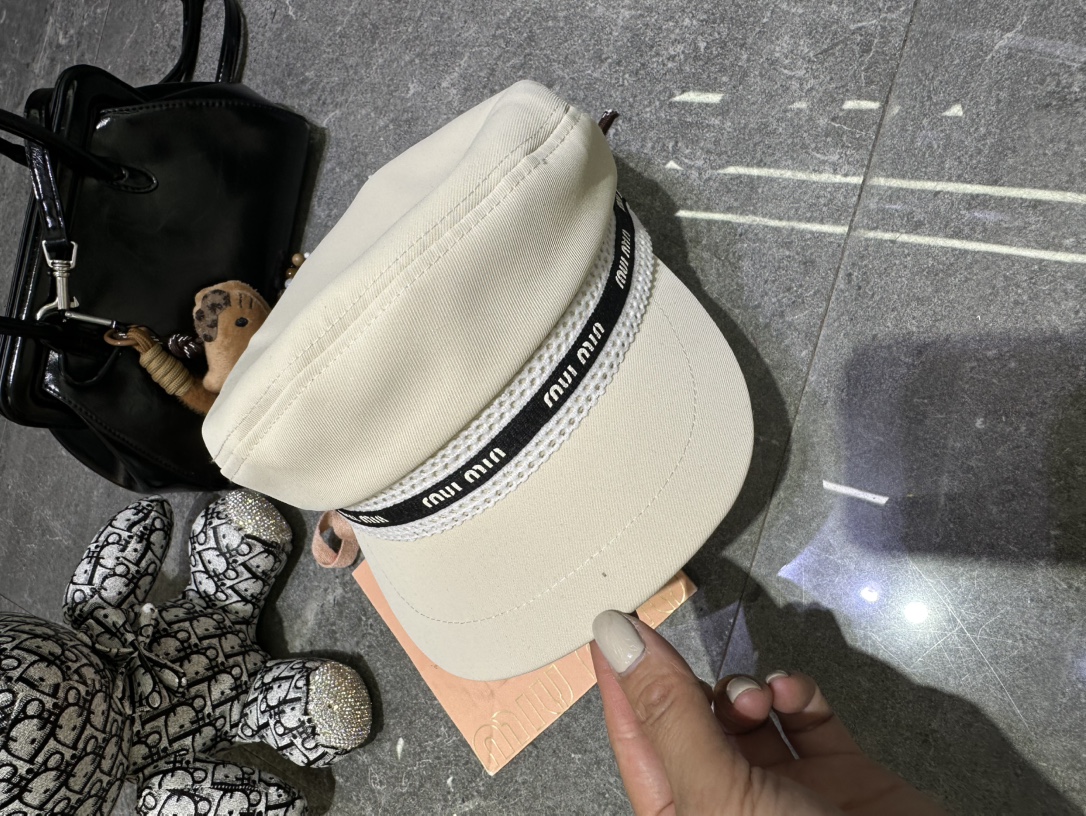 🎀Miumiu爆款军帽