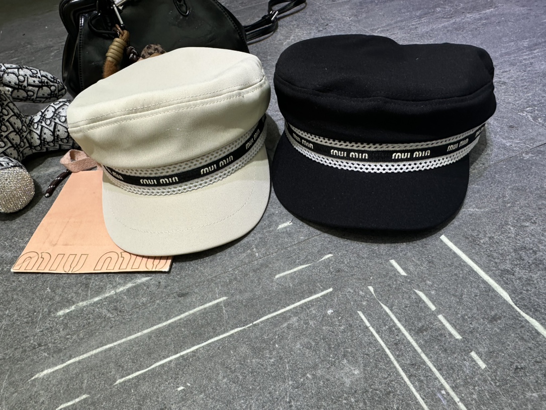 🎀Miumiu爆款军帽