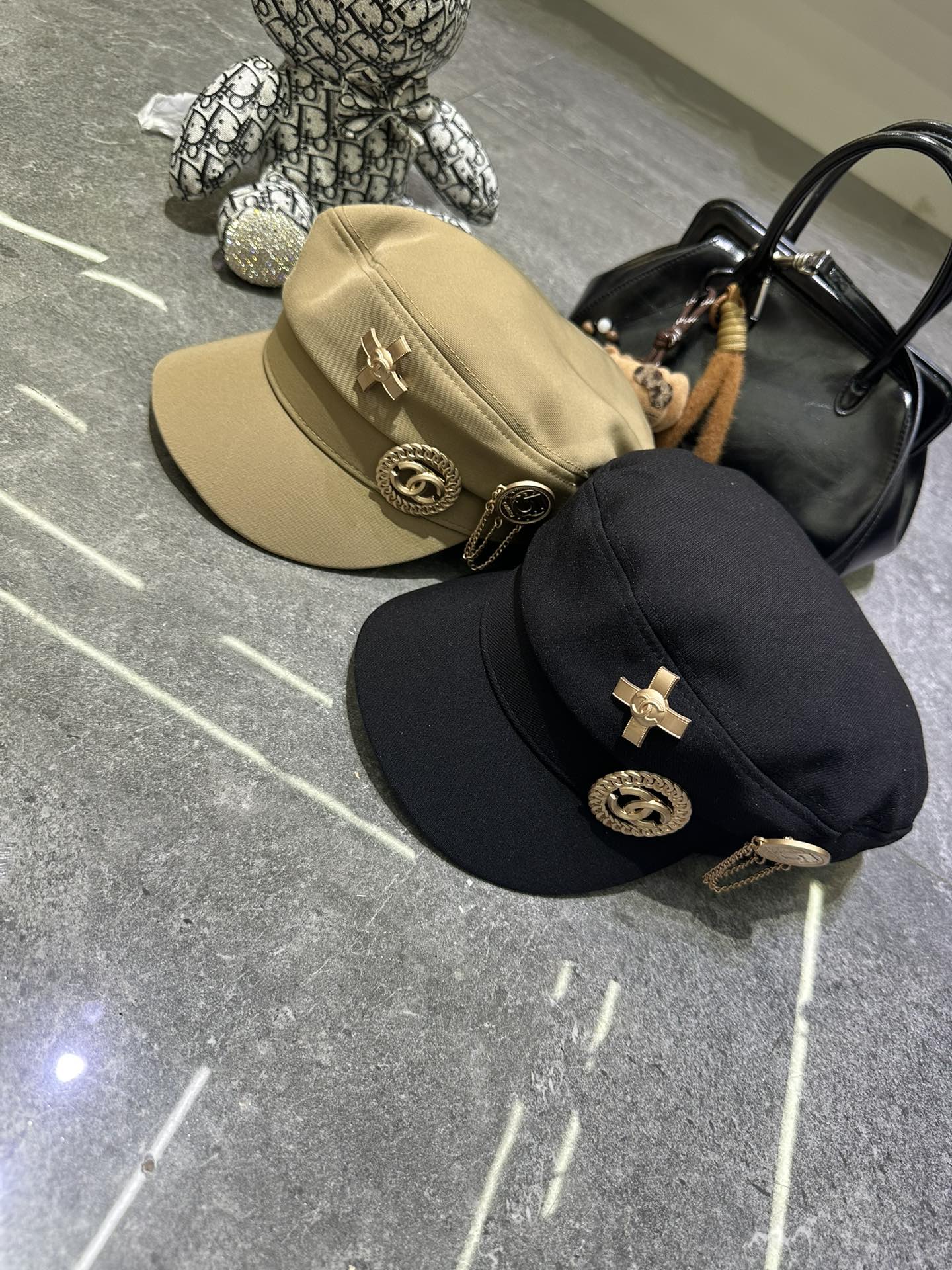 🎀香奈儿爆款胸针套装经典军帽