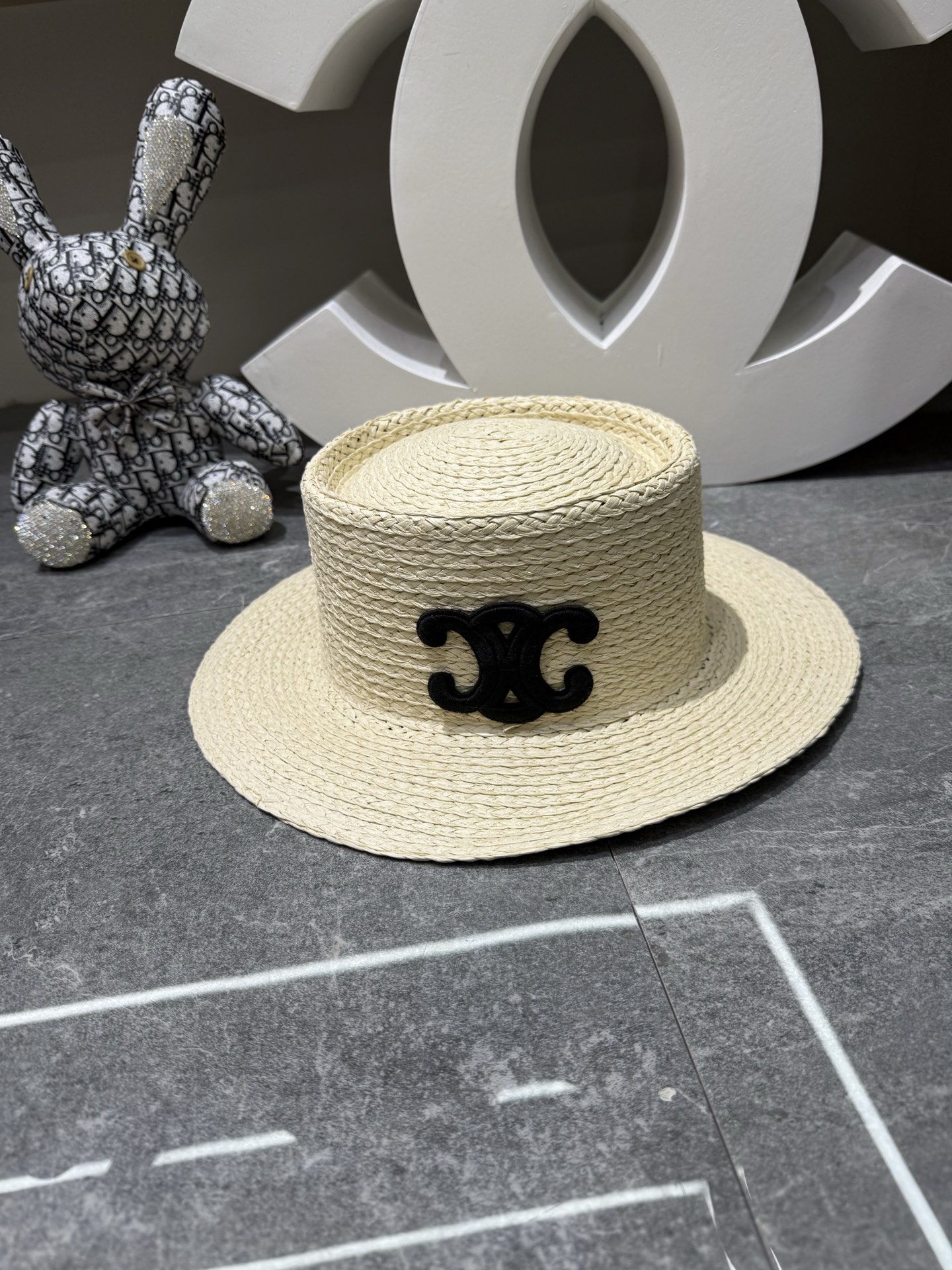 Celine 手工纸草编凹顶平沿帽‼ ‼ ‼
