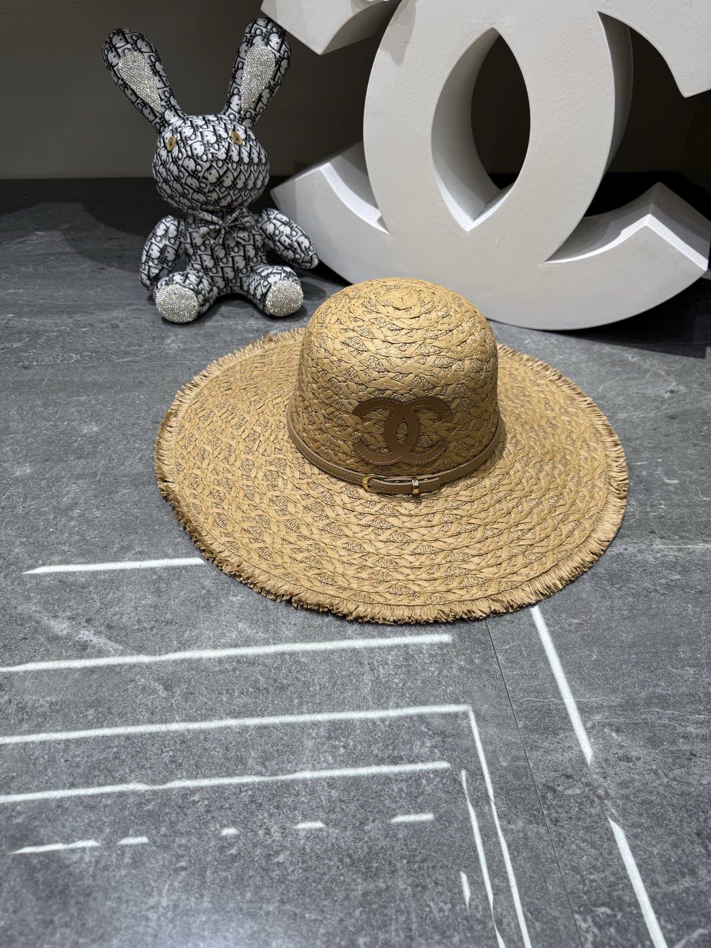 Chanel 手工编织大沿帽‼ ‼