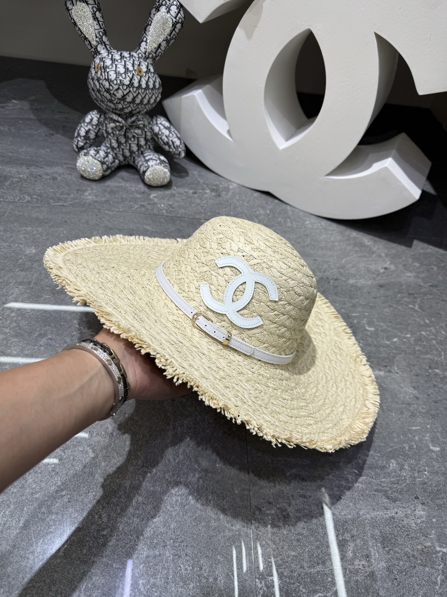Chanel 手工编织大沿帽‼ ‼