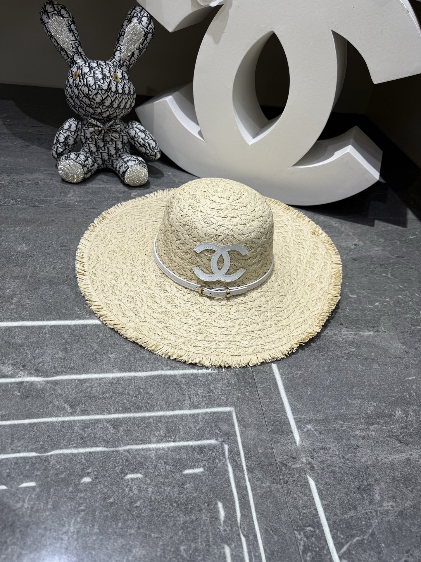 Chanel 手工编织大沿帽‼ ‼