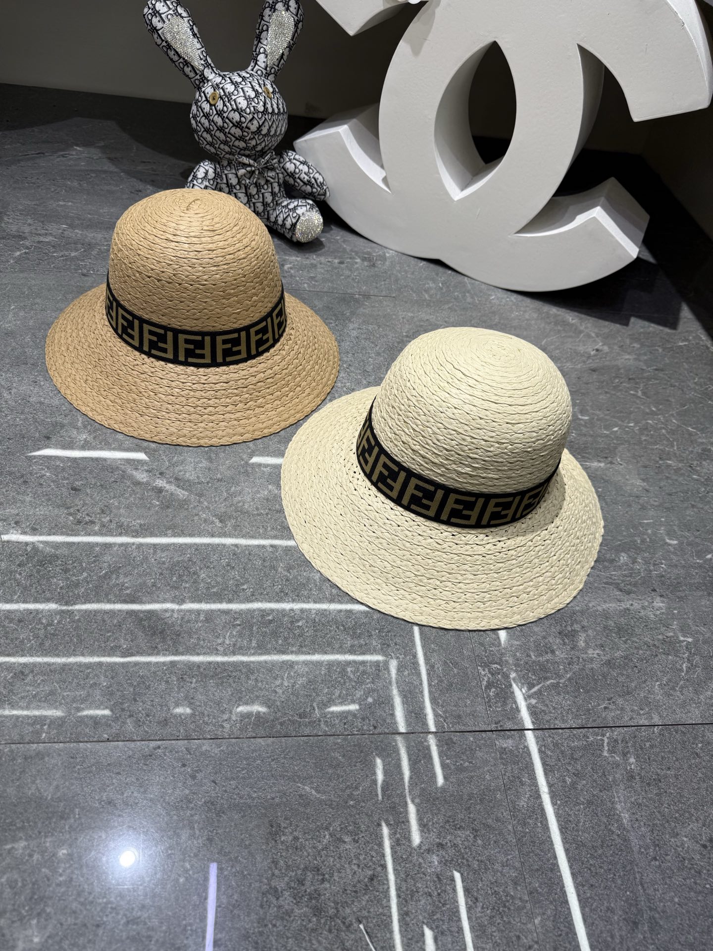 Fendi 草编盆帽‼ ‼