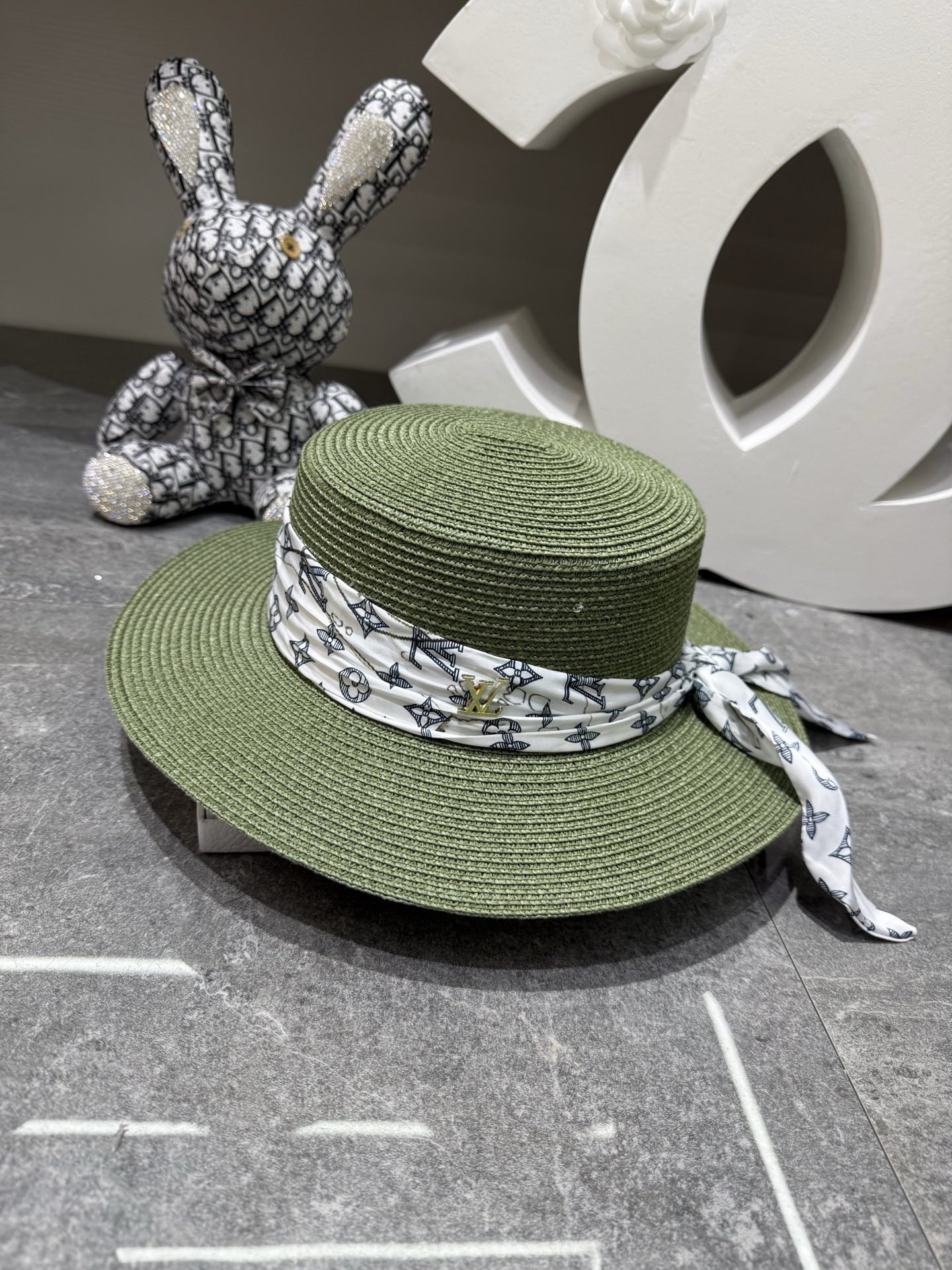Lv 新品爆款平顶帽👒👒‼️‼️