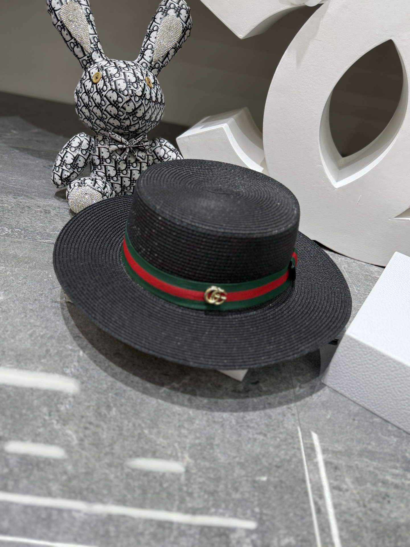 Gucci 新品爆款平顶帽👒👒‼️‼️
