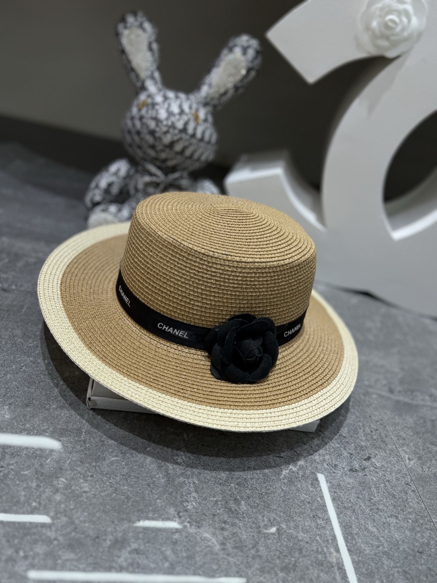 香奈儿新品爆款平顶帽👒👒‼️‼️