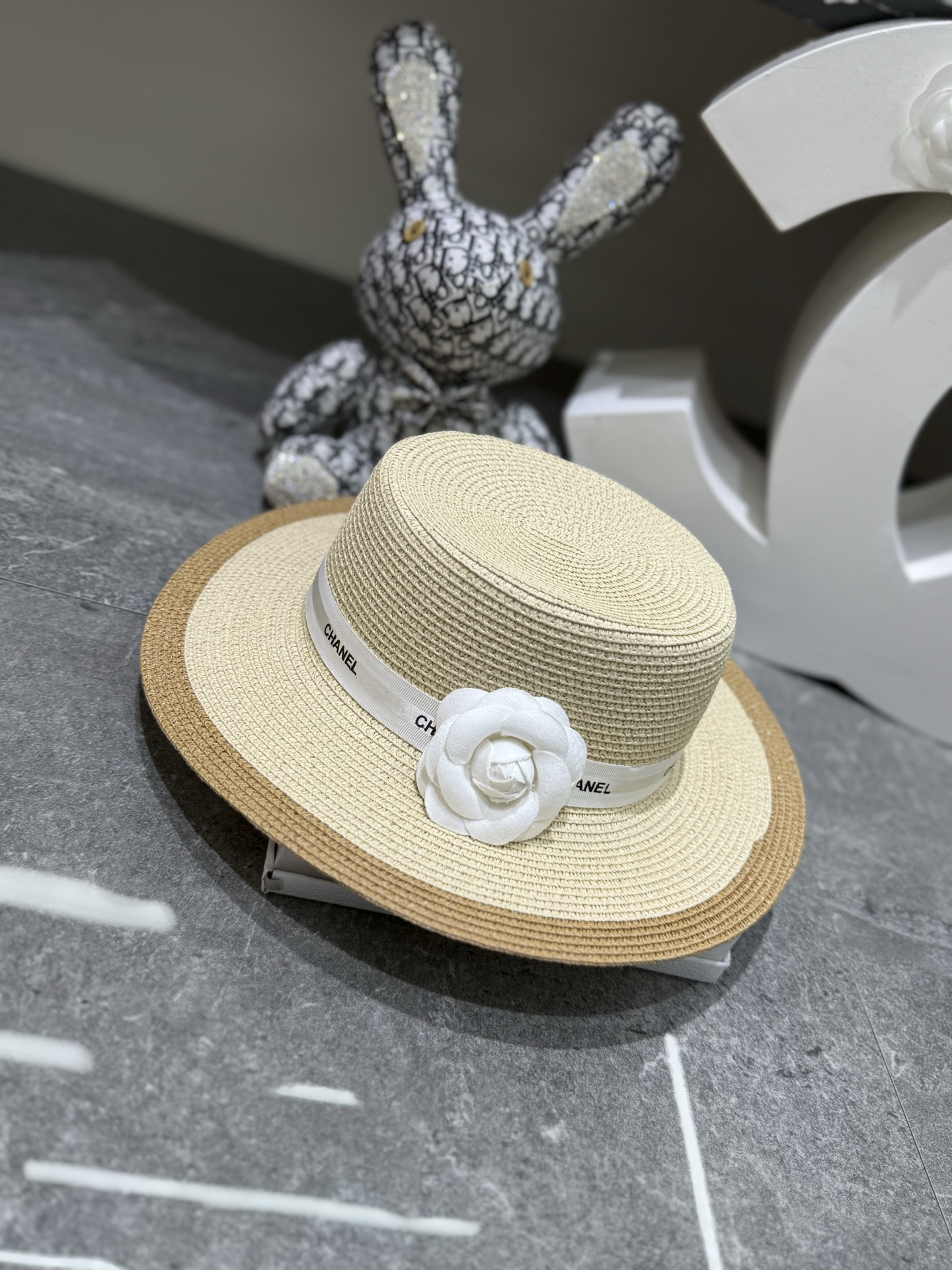 香奈儿新品爆款平顶帽👒👒‼️‼️