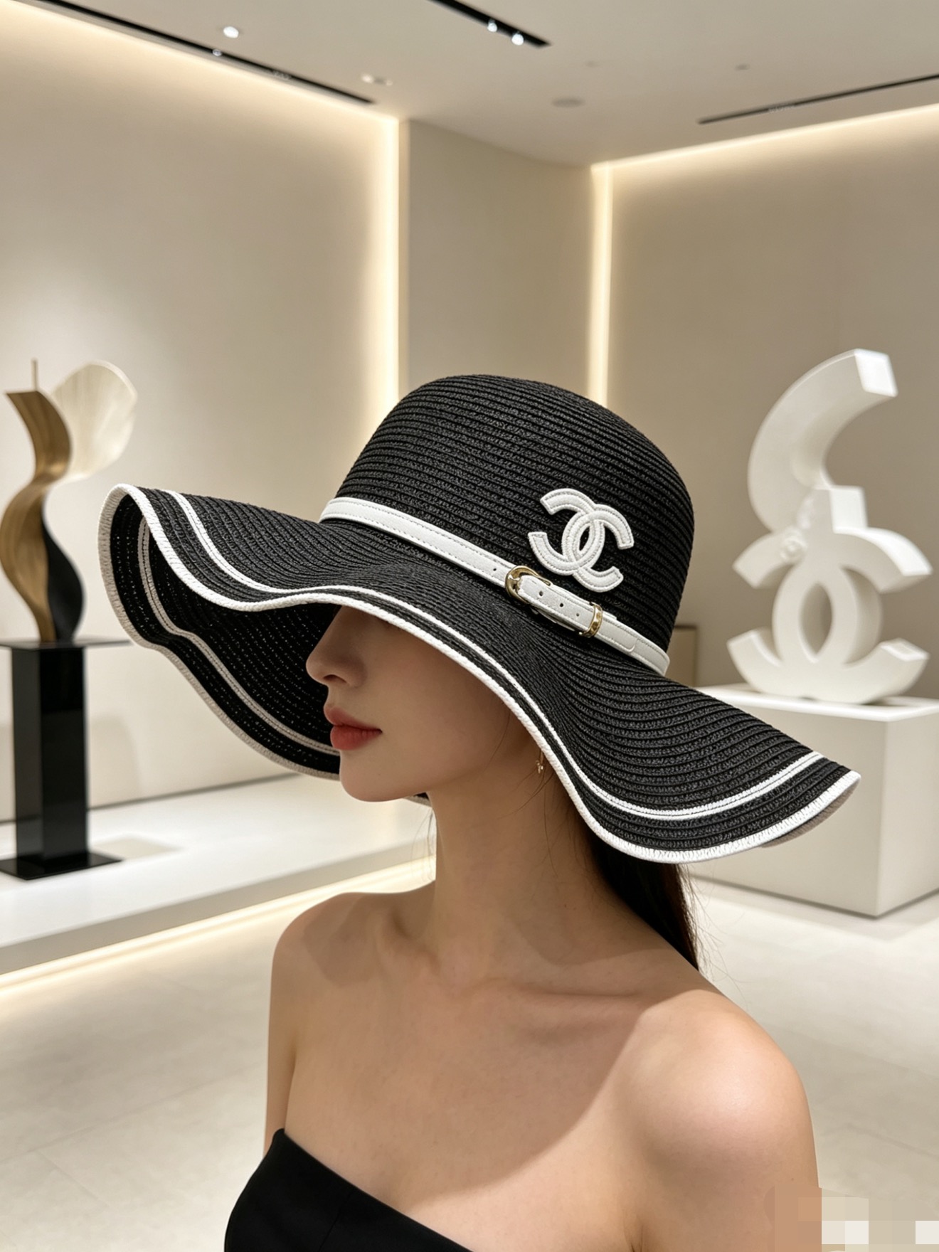 💛配防尘袋.  【CHANEL香奈儿】2026新款密织荷叶边织带大沿盆帽草帽，遮阳又好搭，出街旅行单品