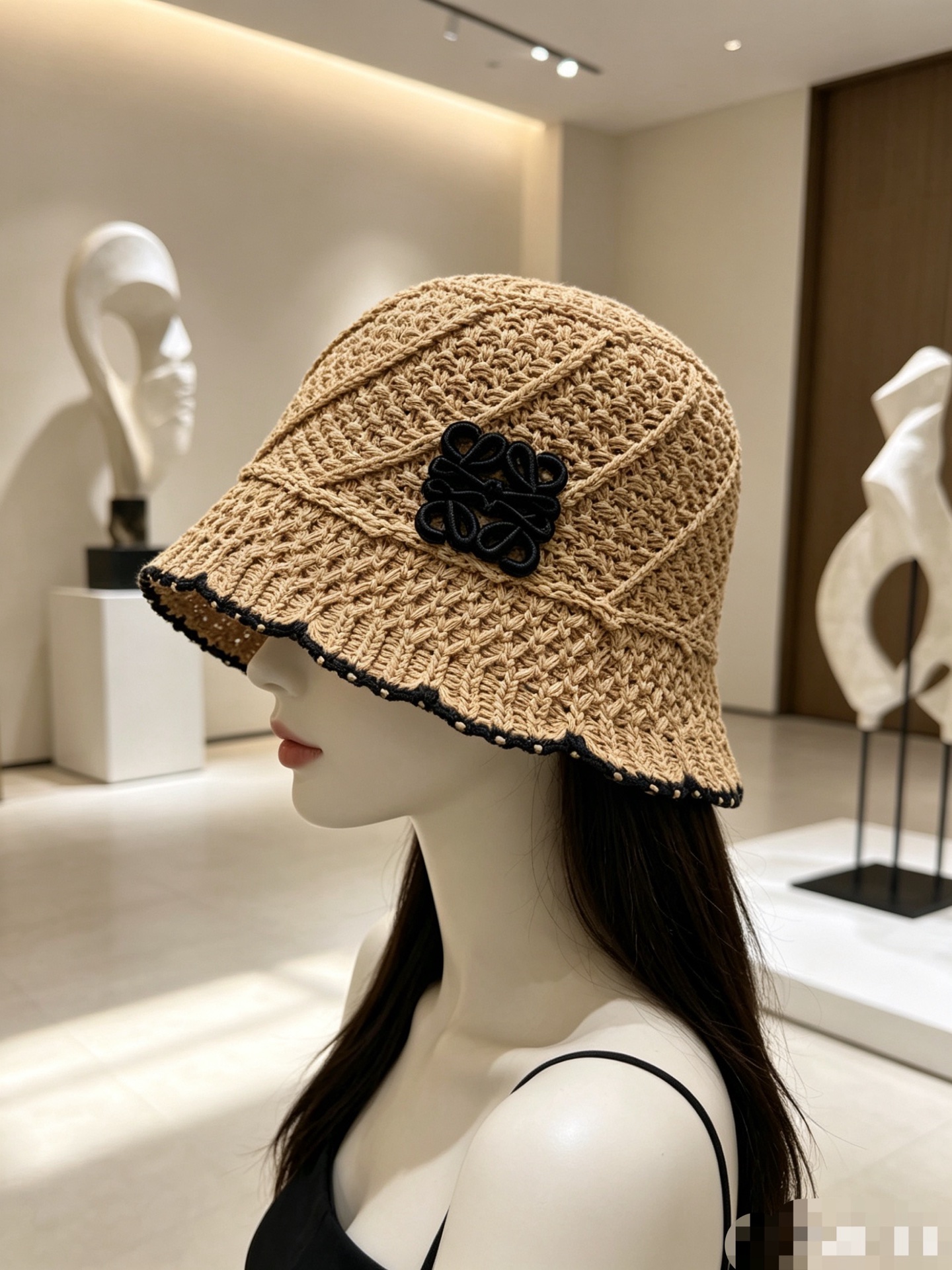 💛配防尘袋【LOEWE罗意威】2026春夏新款日系日常简约款小桶帽渔夫帽，独特设计～复古文艺的一款