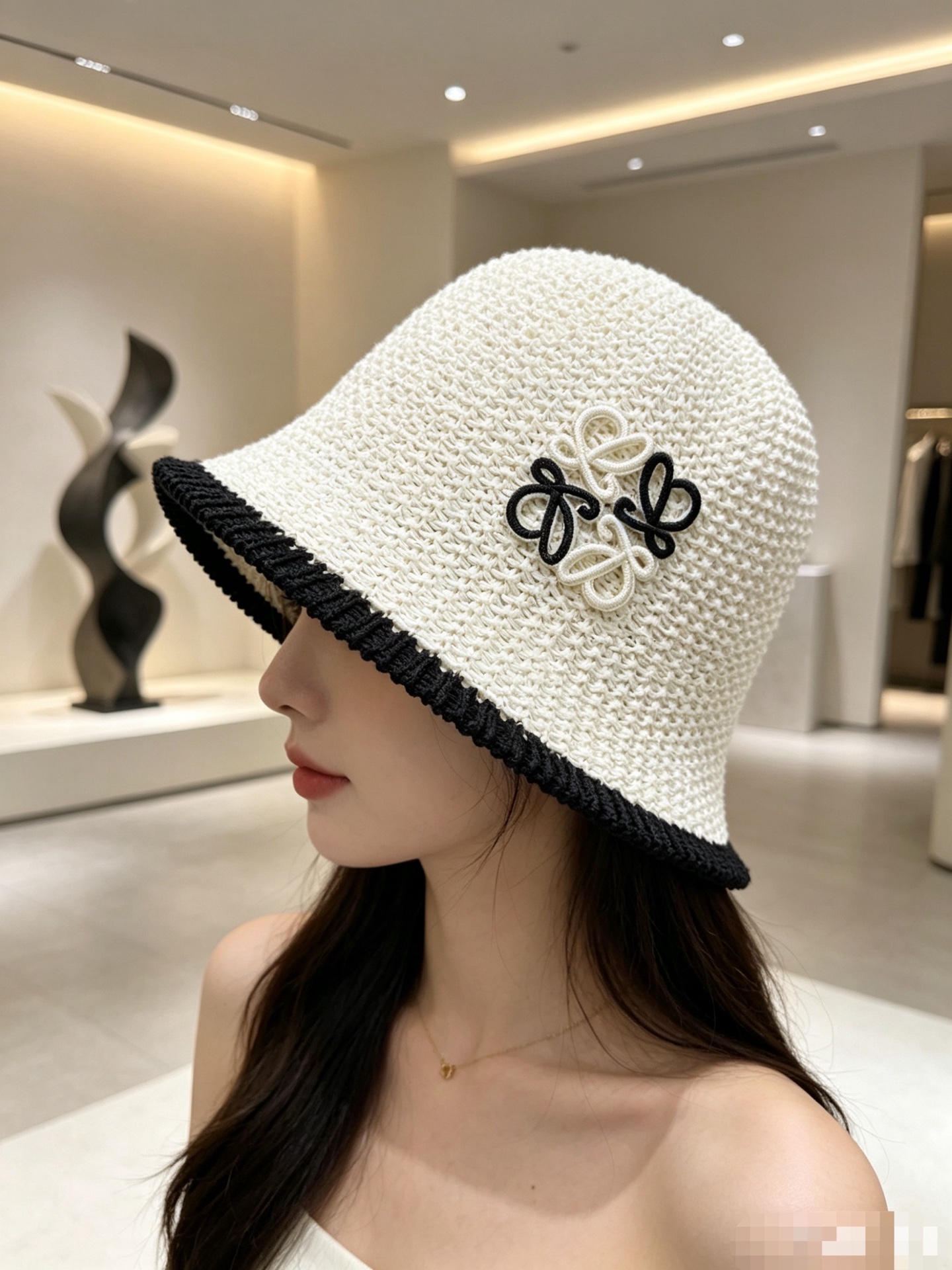 💛配防尘袋【LOEWE罗意威】2026春夏新款日系日常简约款小桶帽渔夫帽，独特设计～复古文艺的一款