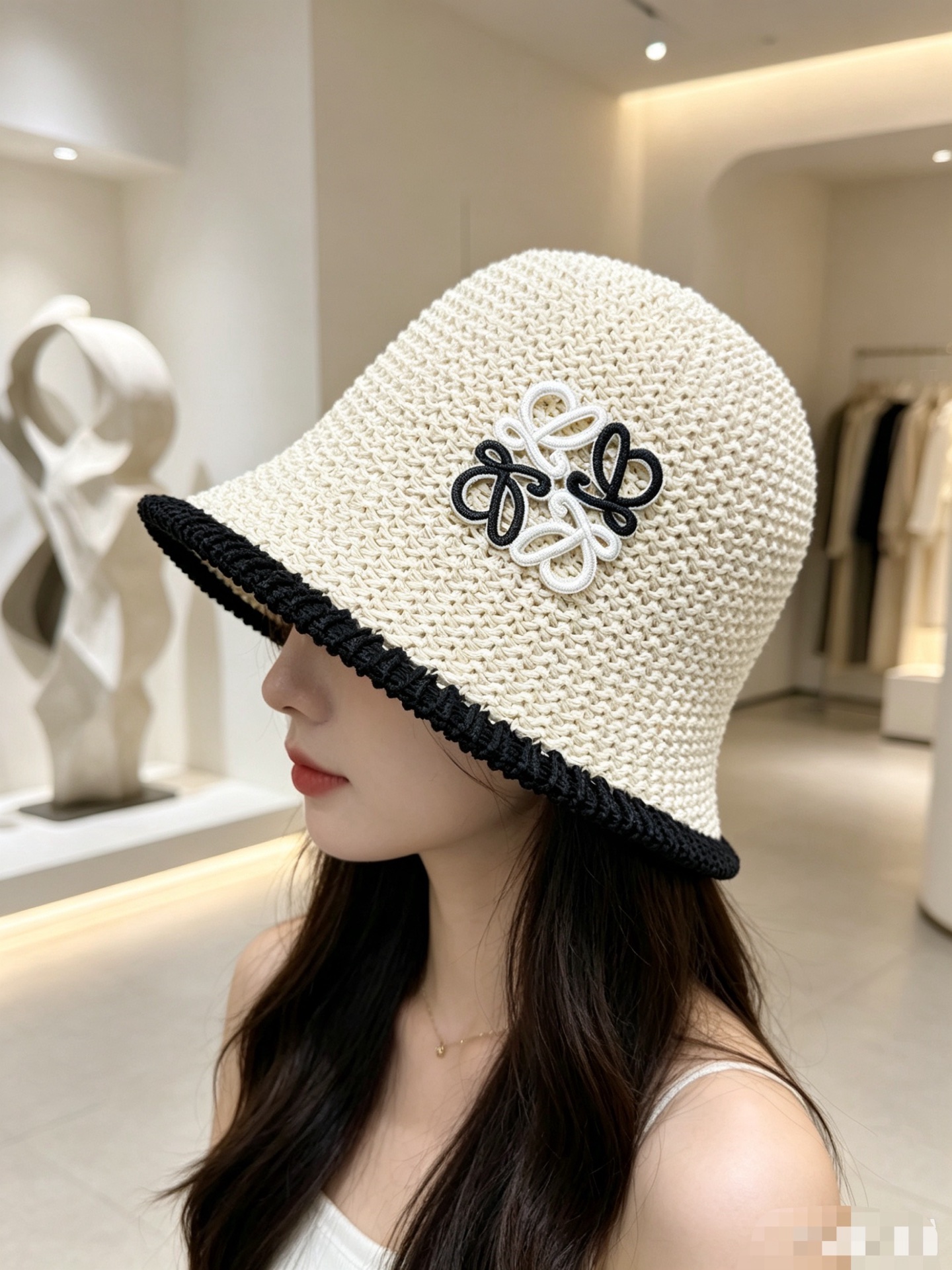 💛配防尘袋【LOEWE罗意威】2026春夏新款日系日常简约款小桶帽渔夫帽，独特设计～复古文艺的一款
