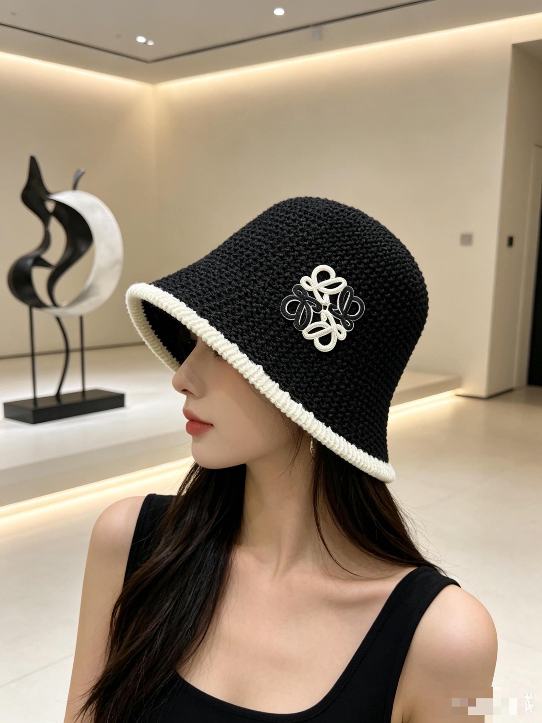 💛配防尘袋【LOEWE罗意威】2026春夏新款日系日常简约款小桶帽渔夫帽，独特设计～复古文艺的一款