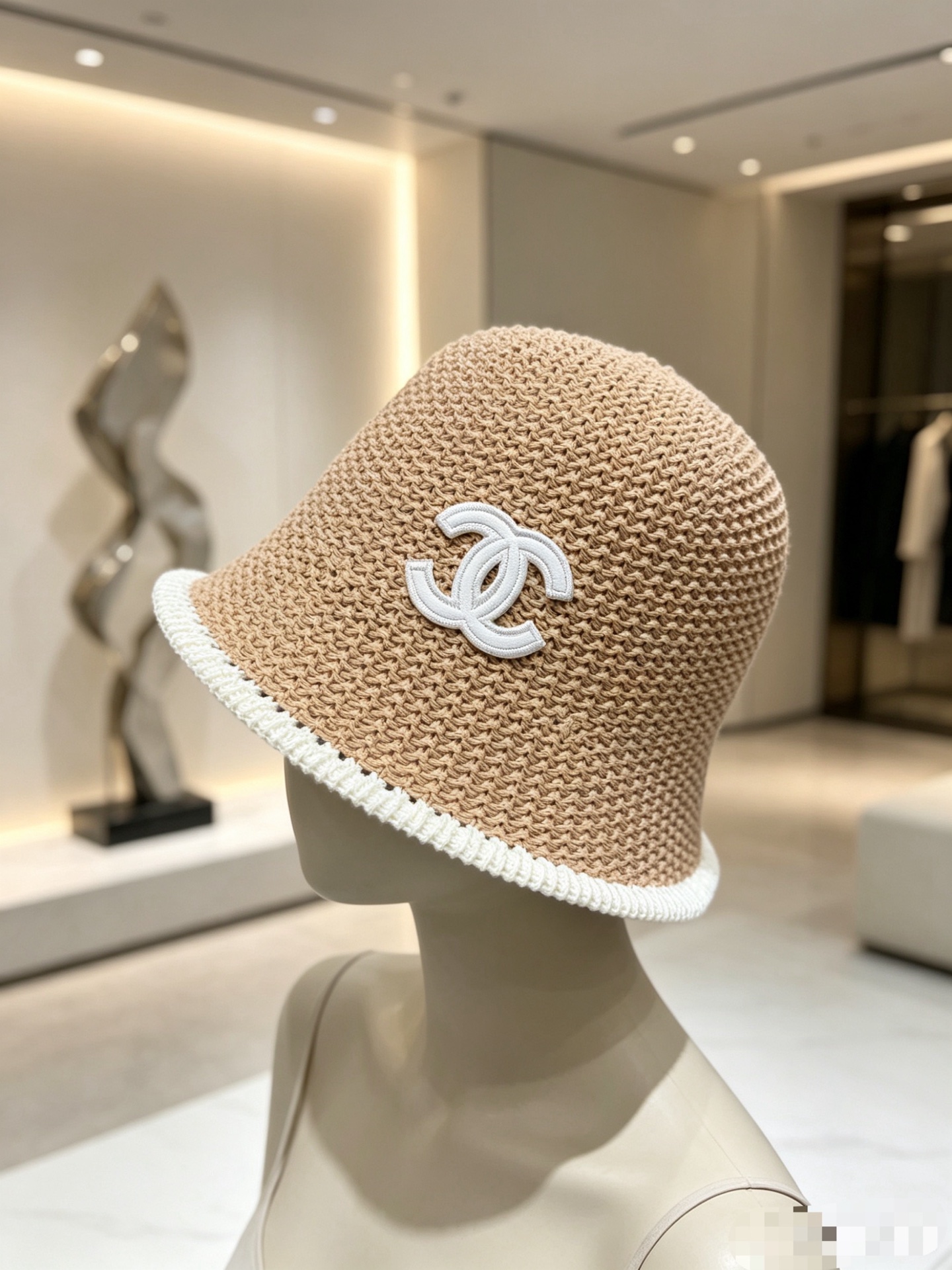 💛配防尘袋【CHANEL香奈儿】2026春夏新款日系日常简约款小桶帽渔夫帽，独特设计～复古文艺的一款
