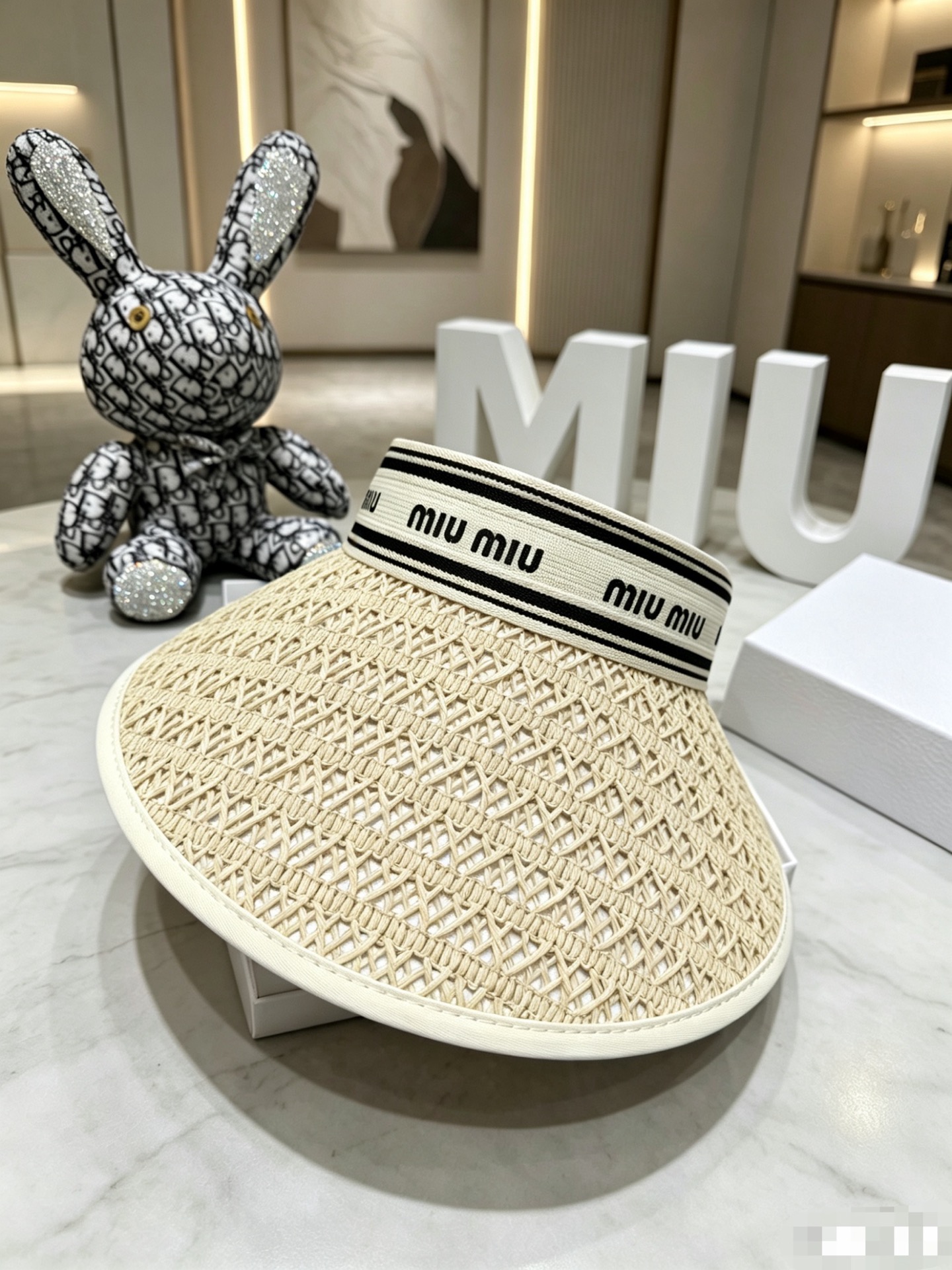 💛配防尘袋 【MIUMIU缪缪】 2026新款编织遮阳帽空顶帽，🔆遮阳百搭～休闲出街神器