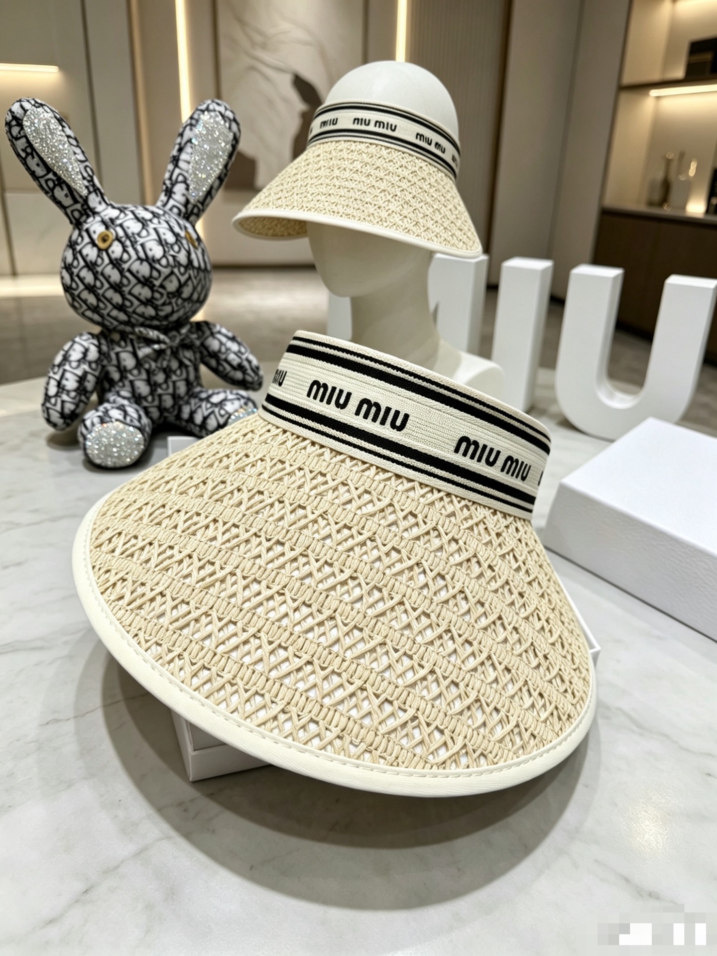 💛配防尘袋 【MIUMIU缪缪】 2026新款编织遮阳帽空顶帽，🔆遮阳百搭～休闲出街神器