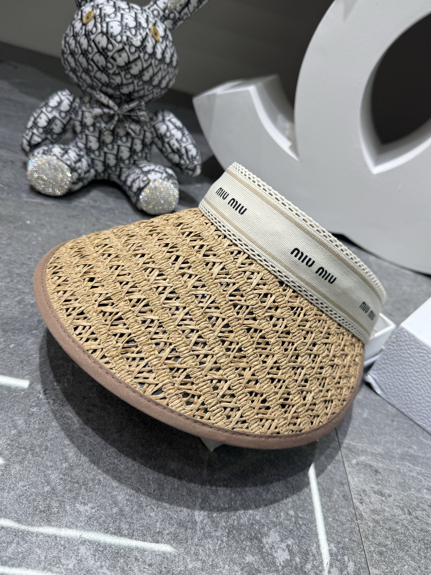 💛配防尘袋 【MIUMIU缪缪】 2026新款编织遮阳帽空顶帽，🔆遮阳百搭～休闲出街神器