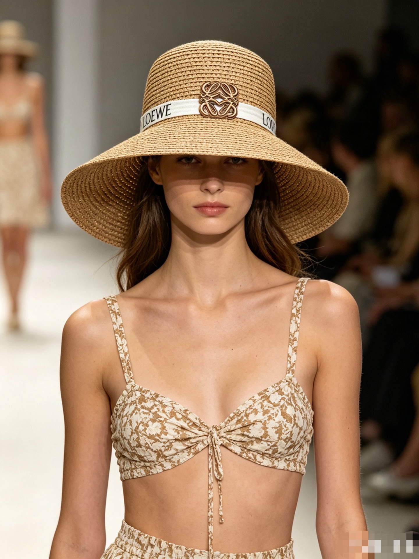NO:897121,Special price with dust bag. [LOEWE Loewe] 2026 new style small fragrant style webbing densely woven basin hat, straw hat, sun protection and easy to match, street travel item hat straw hat fisherman hat baseball cap, hat, loewe, loewe, espadrilles, hats19860909特价配防尘袋.【LOEWE罗意威】2026新款小香风织带密织盆帽草帽,遮阳又好搭,出街旅行单品帽子草帽渔夫帽棒球帽,帽子,loewe,loewe,espadrilles,hats,hat