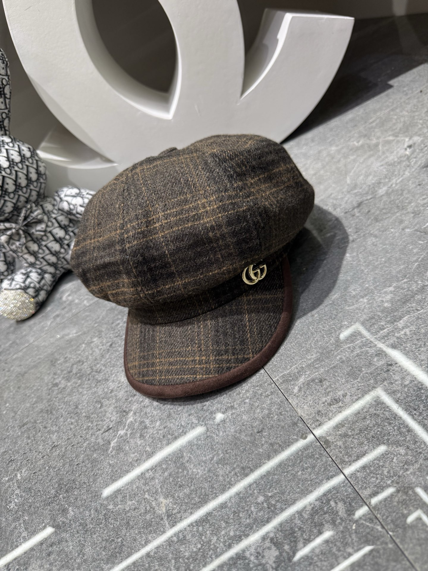 💛配防尘袋【GUCCI古驰】2026早秋新款格纹羊毛八角军帽 复古文艺的一款～新品上架