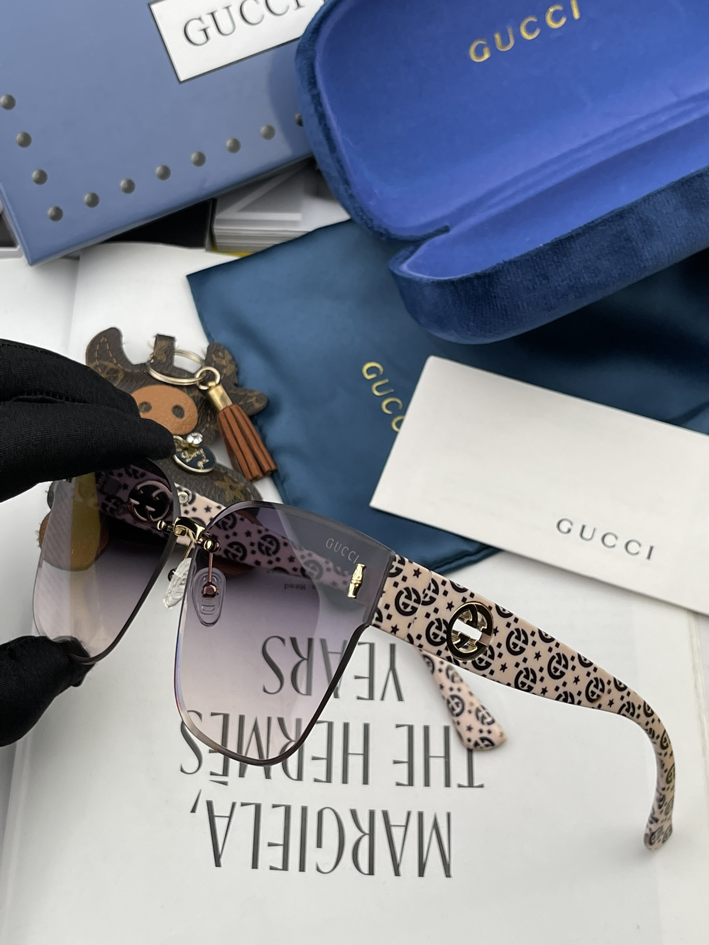 GUCCI2024开春新款潮流爆款时尚方框太阳镜高品质佩戴舒适网红潮款墨镜型号G5220