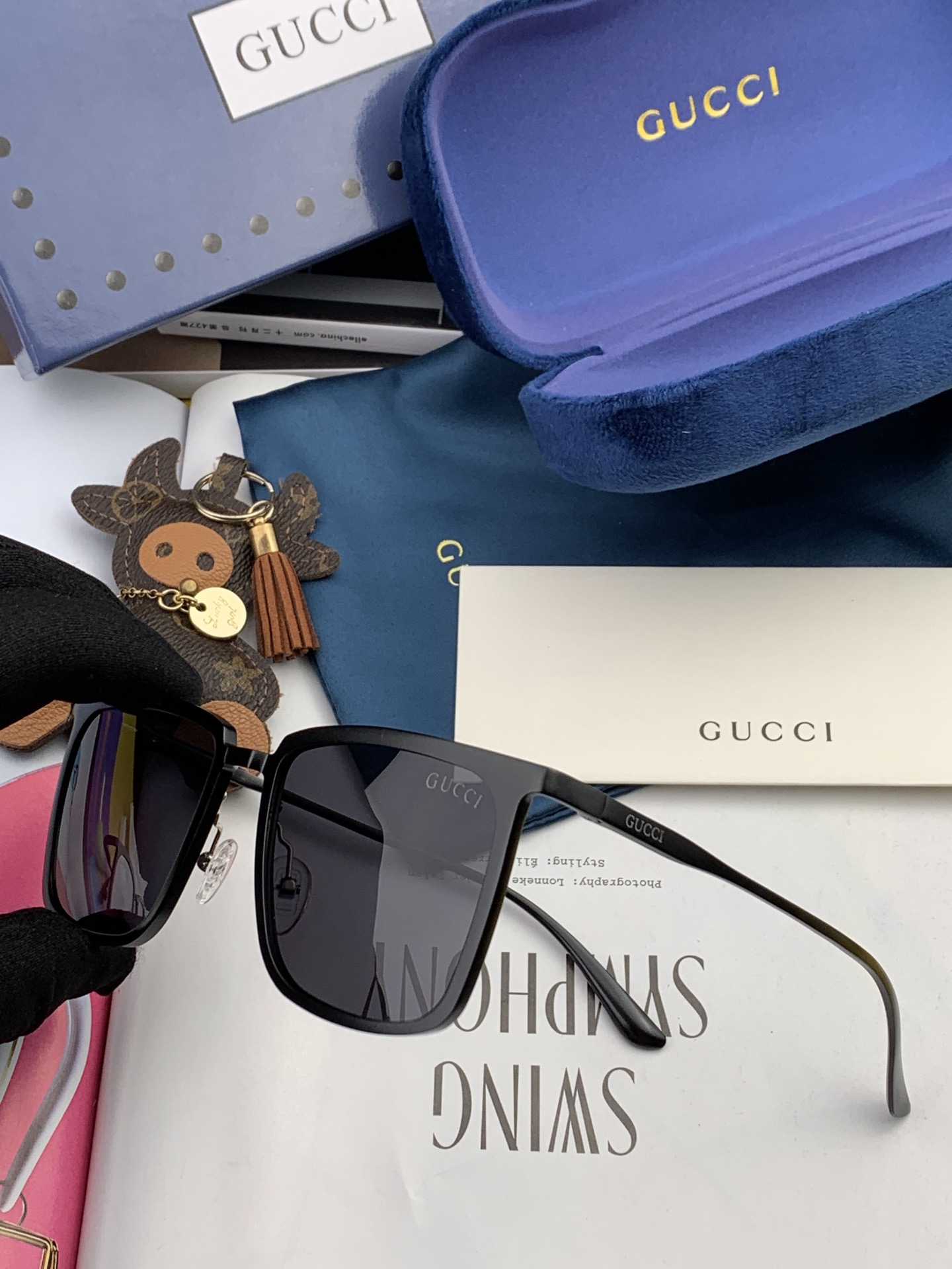 GUCCI-2024新款情侣款偏光太阳镜完美品质独特设计高品质高档哑色男仕太阳镜铝镁材质的镜架超轻还防汗