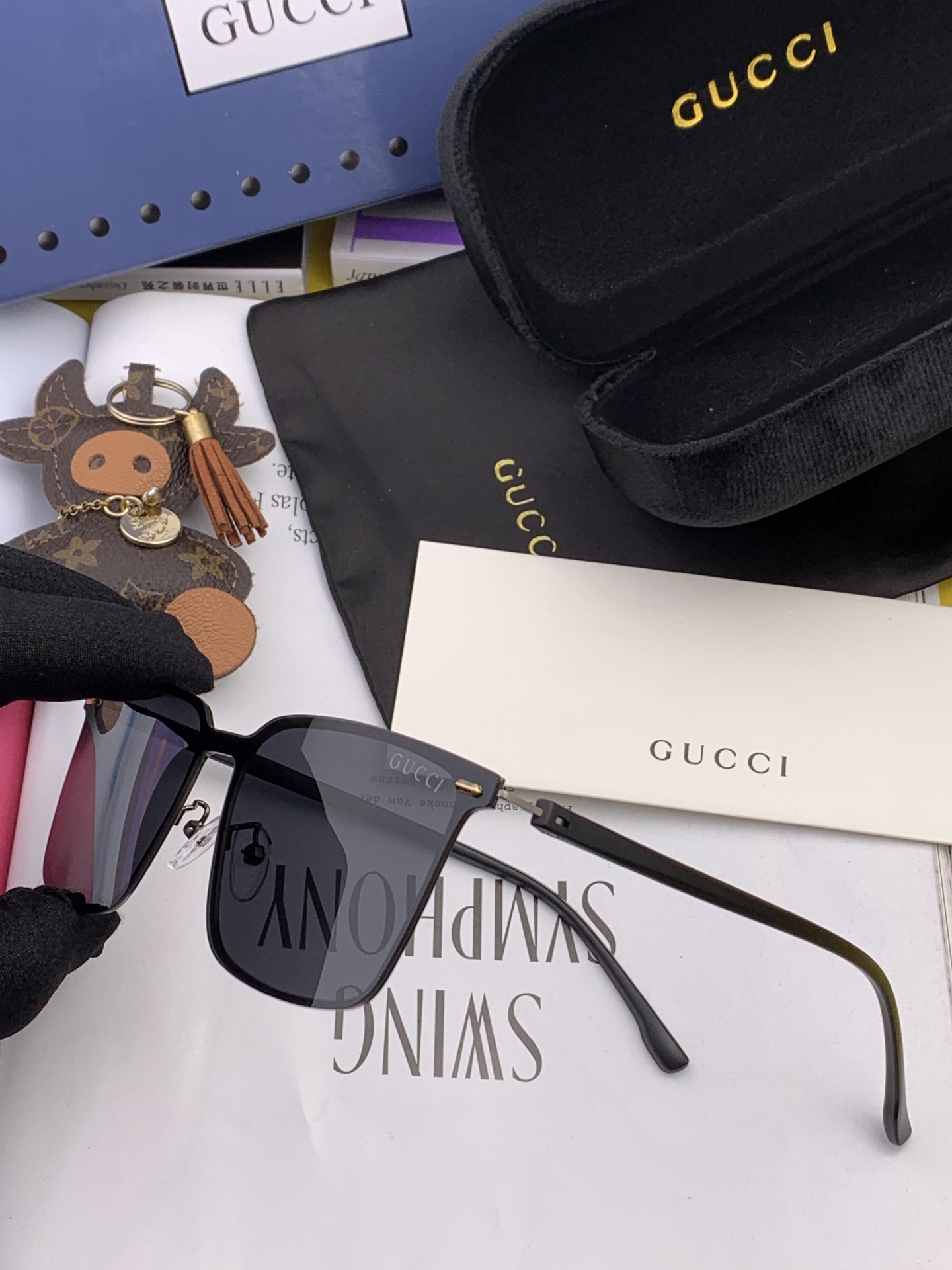 Gucci古奇新款连体驶驾镜墨镜出行必众备多明星同款太阳镜男女太士阳镜飞行型号G11363
