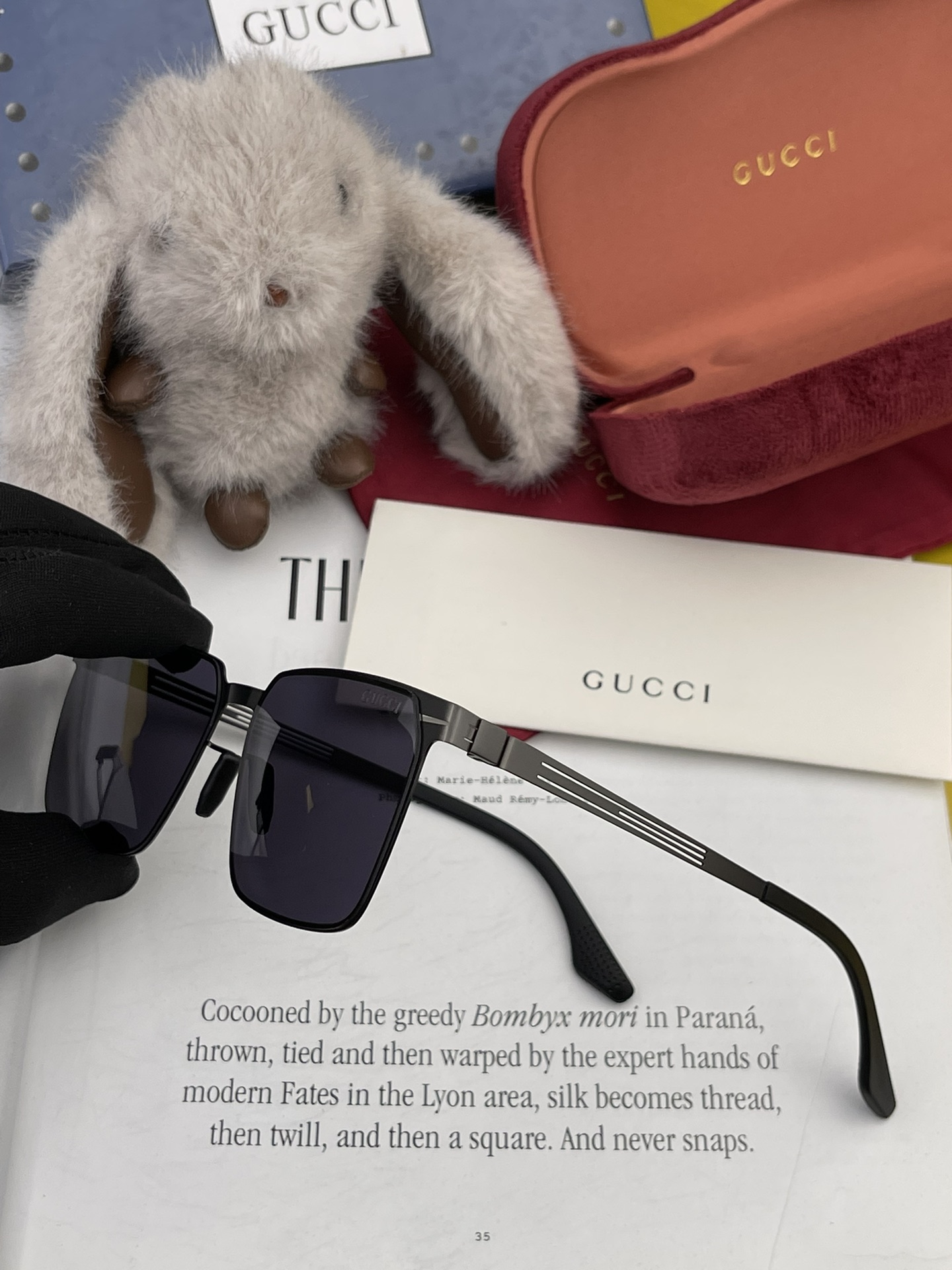 ️GUCCI2024新款男女情侣款太阳镜多边形墨镜iP电镀永不褪色超轻超有弹性整幅眼镜无螺丝重要的是压不