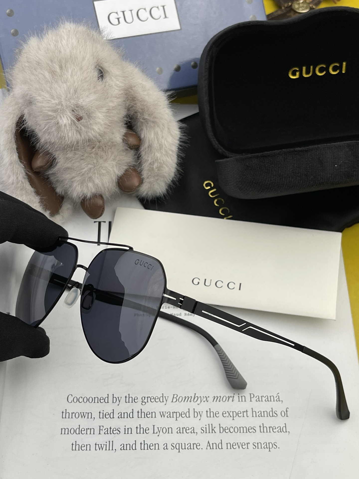 ️GUCCI2024新款男女情侣款太阳镜iP电镀永不褪色超轻超有弹性整幅眼镜无螺丝重要的是压不坏高清尼龙