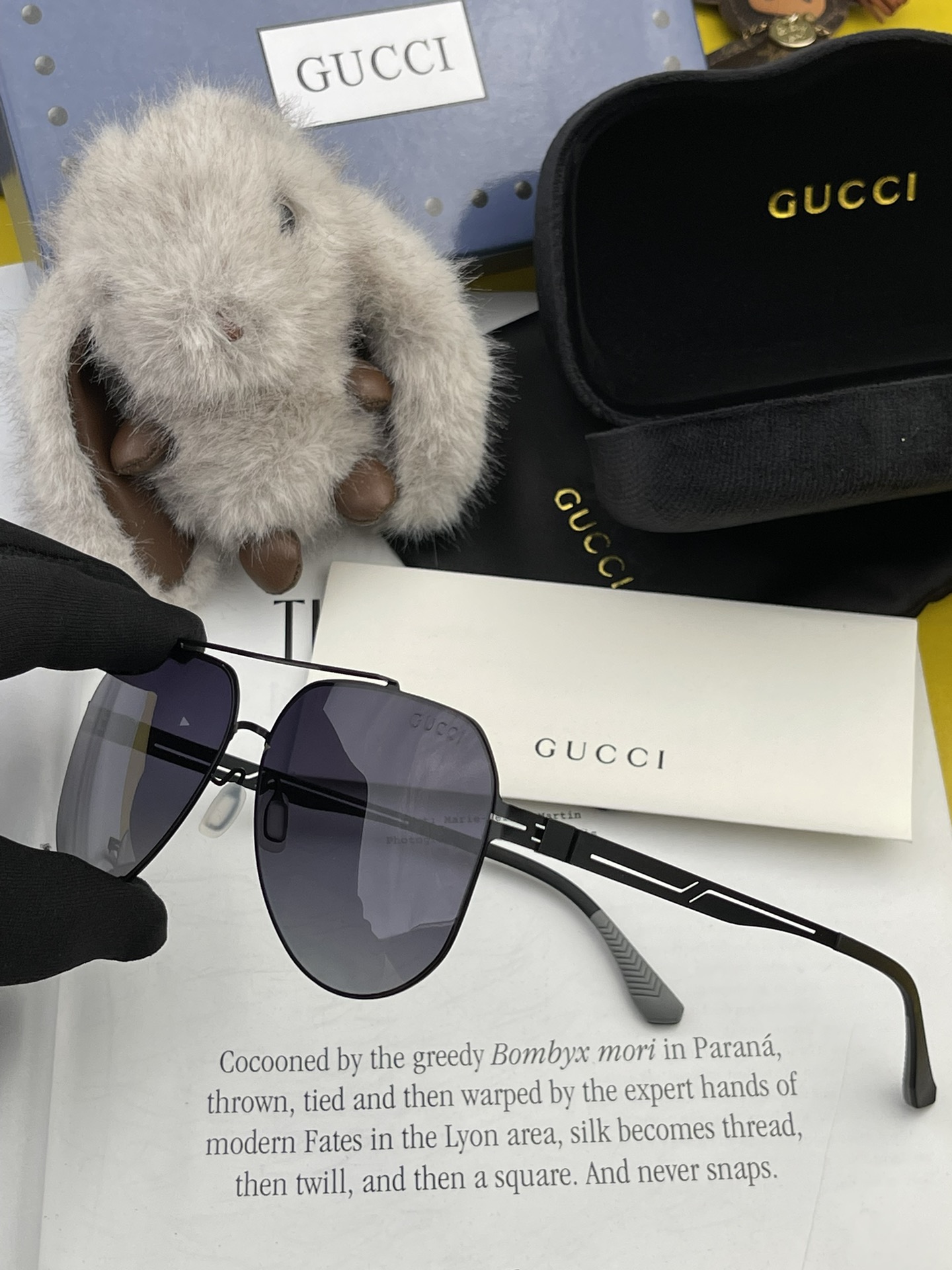 ️GUCCI2024新款男女情侣款太阳镜iP电镀永不褪色超轻超有弹性整幅眼镜无螺丝重要的是压不坏高清尼龙