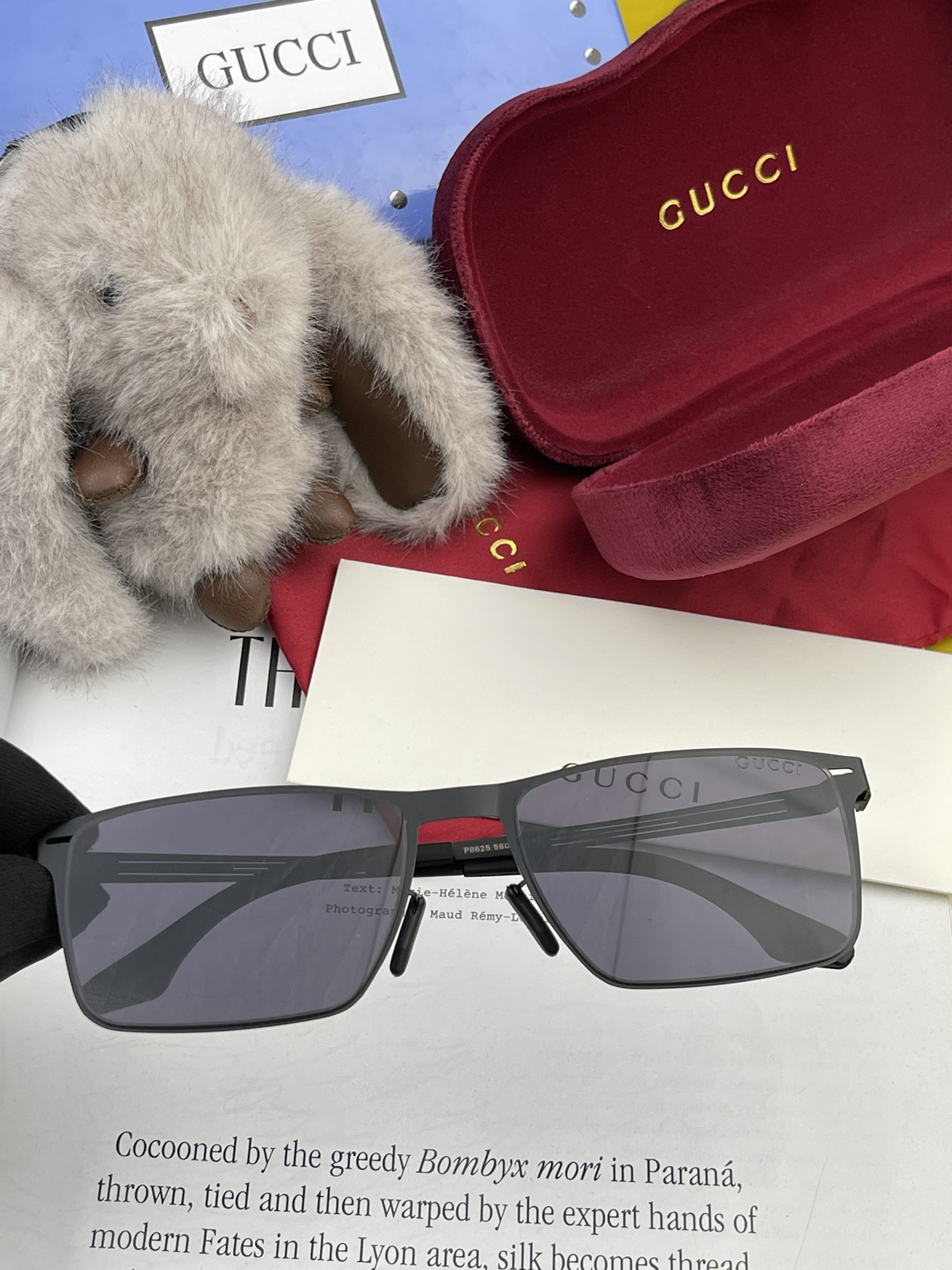 ️GUCCI2024新款男女情侣款太阳镜多边形墨镜iP电镀永不褪色超轻超有弹性整幅眼镜无螺丝重要的是压不