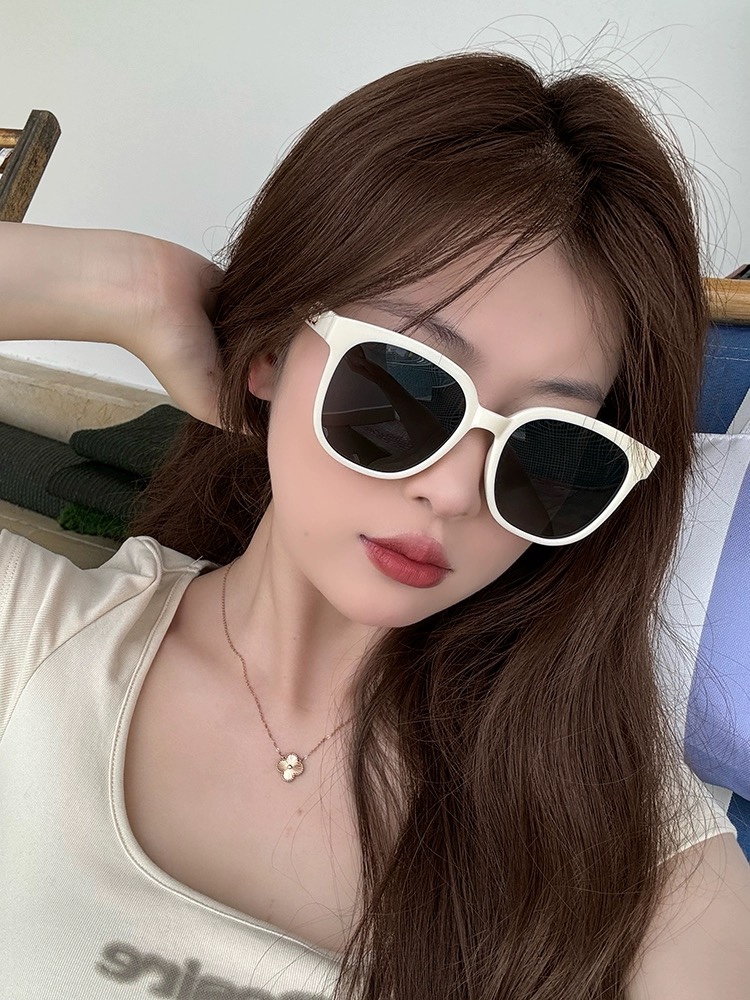 [Burberry Eyewear][Polarized series sunglasses] Original shipment Burberry Int
