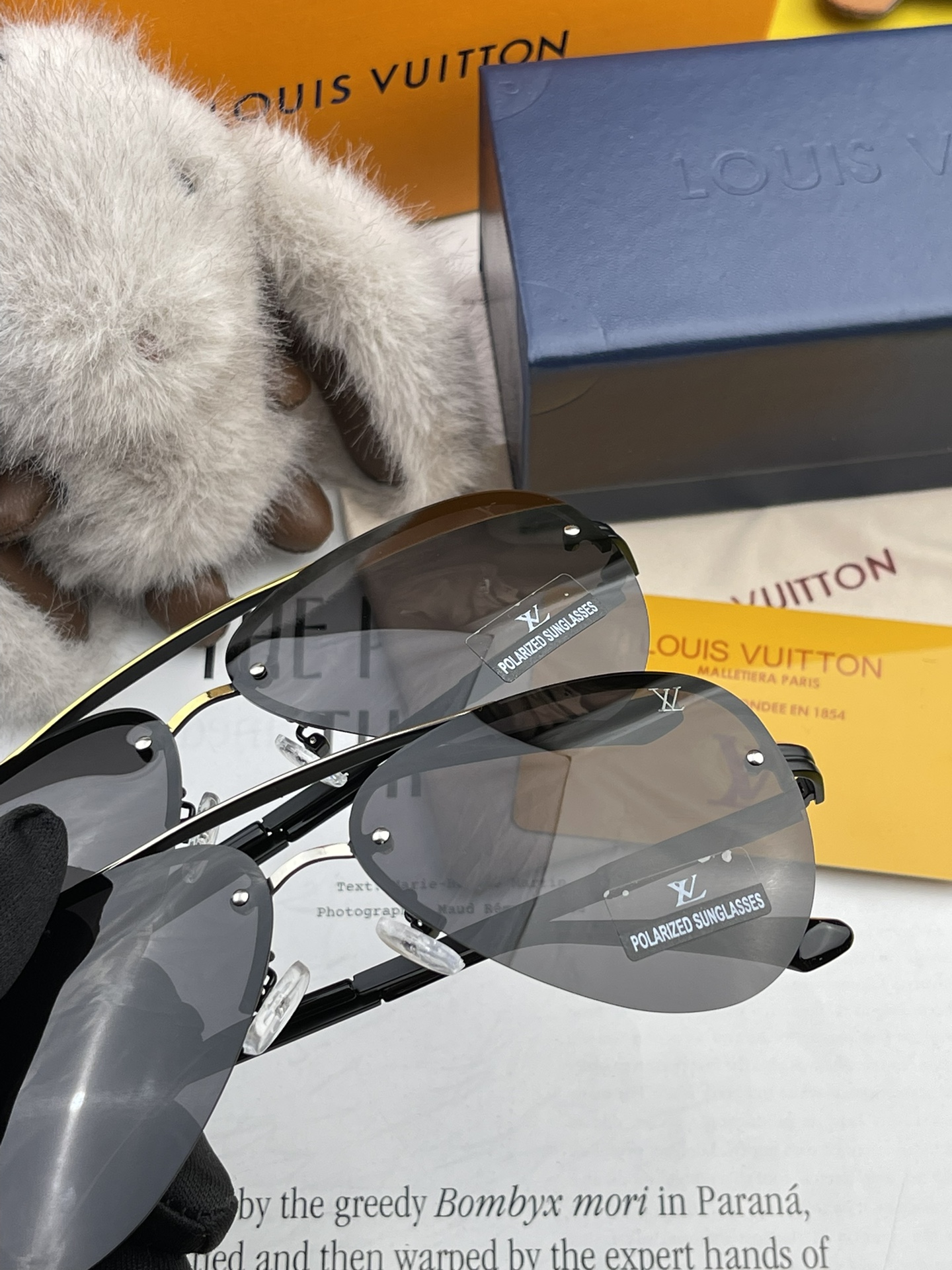 新款LOUISVUITTON-路易家新品LV蛤蟆框太阳镜每一付都是精品️时尚达人装饰墨镜高品质不挑脸型佩