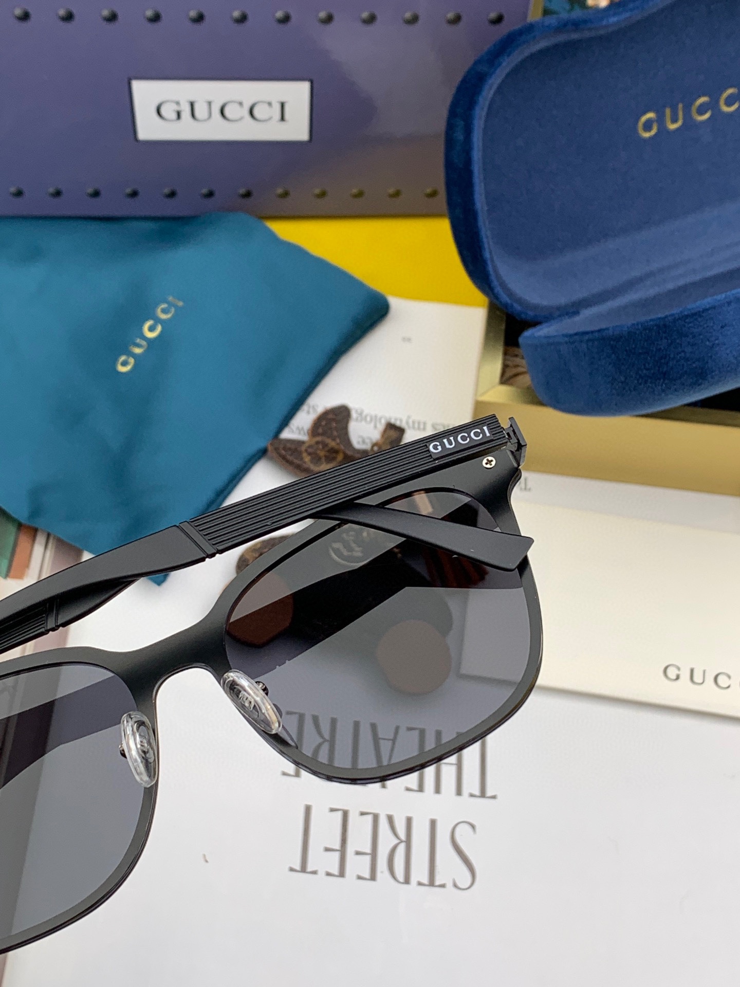 Gucci古奇新款连体驶驾镜墨镜出行必众备多明星同款太阳镜男女太士阳镜飞行型号G075