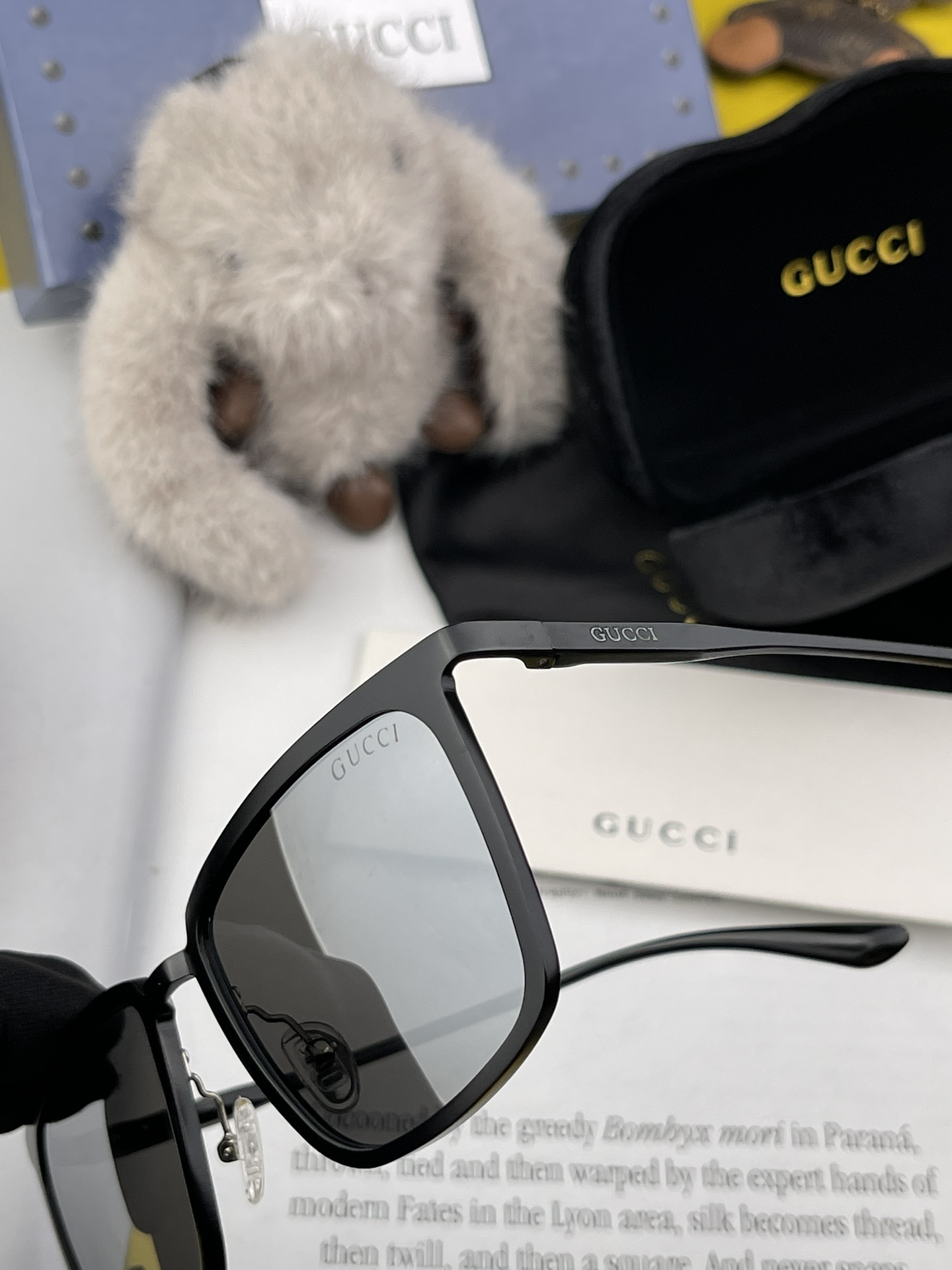 GUCCI-2024新款情侣款偏光太阳镜完美品质独特设计高品质高档哑色男仕太阳镜铝镁材质的镜架超轻还防汗