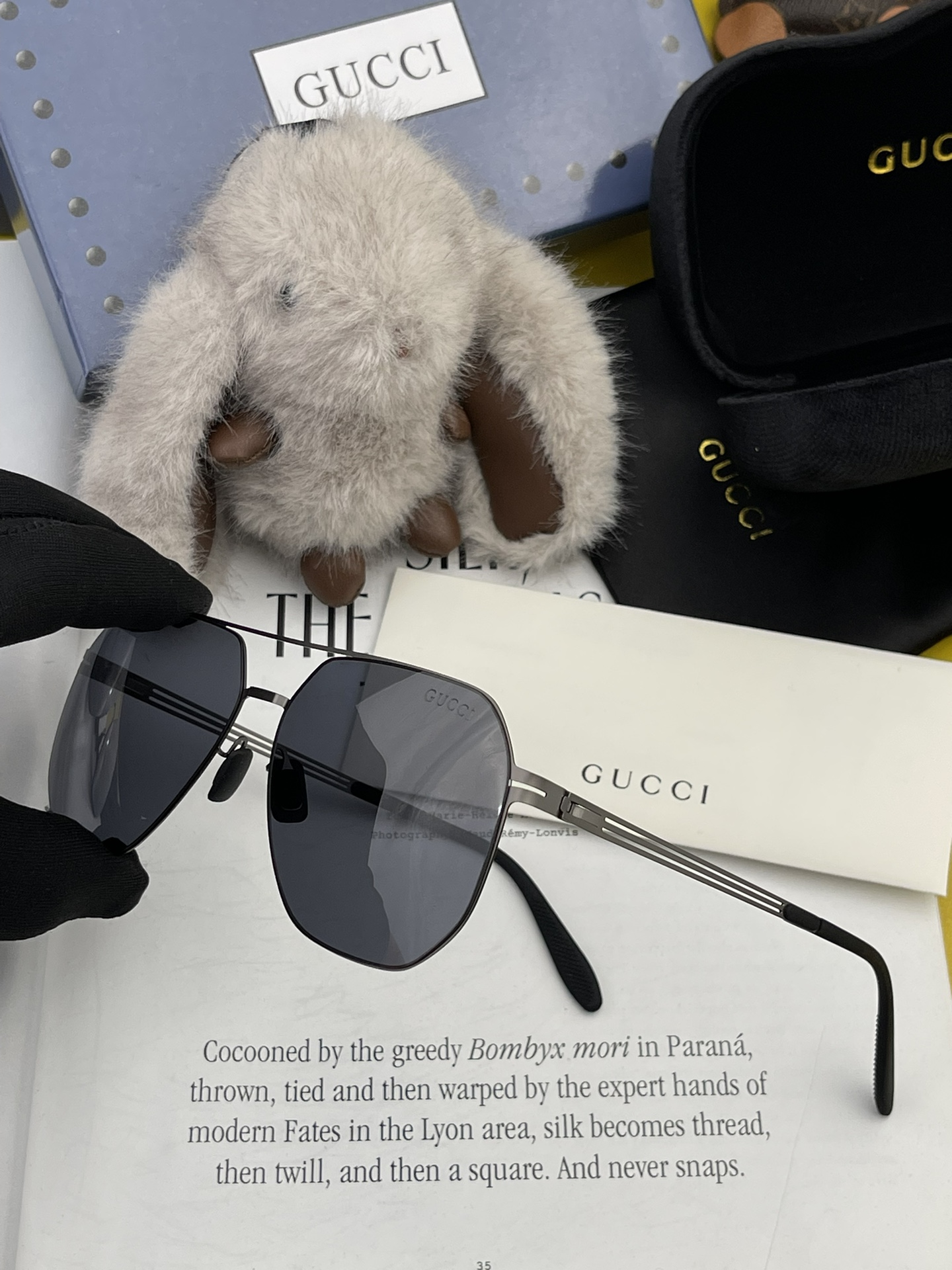 ️GUCCI2024新款男女情侣款太阳镜多边形墨镜iP电镀永不褪色超轻超有弹性整幅眼镜无螺丝重要的是压不