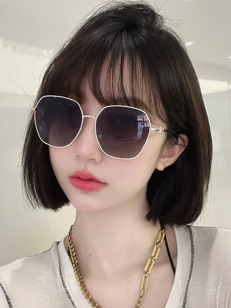 Wholesale
 Chanel Sunglasses
