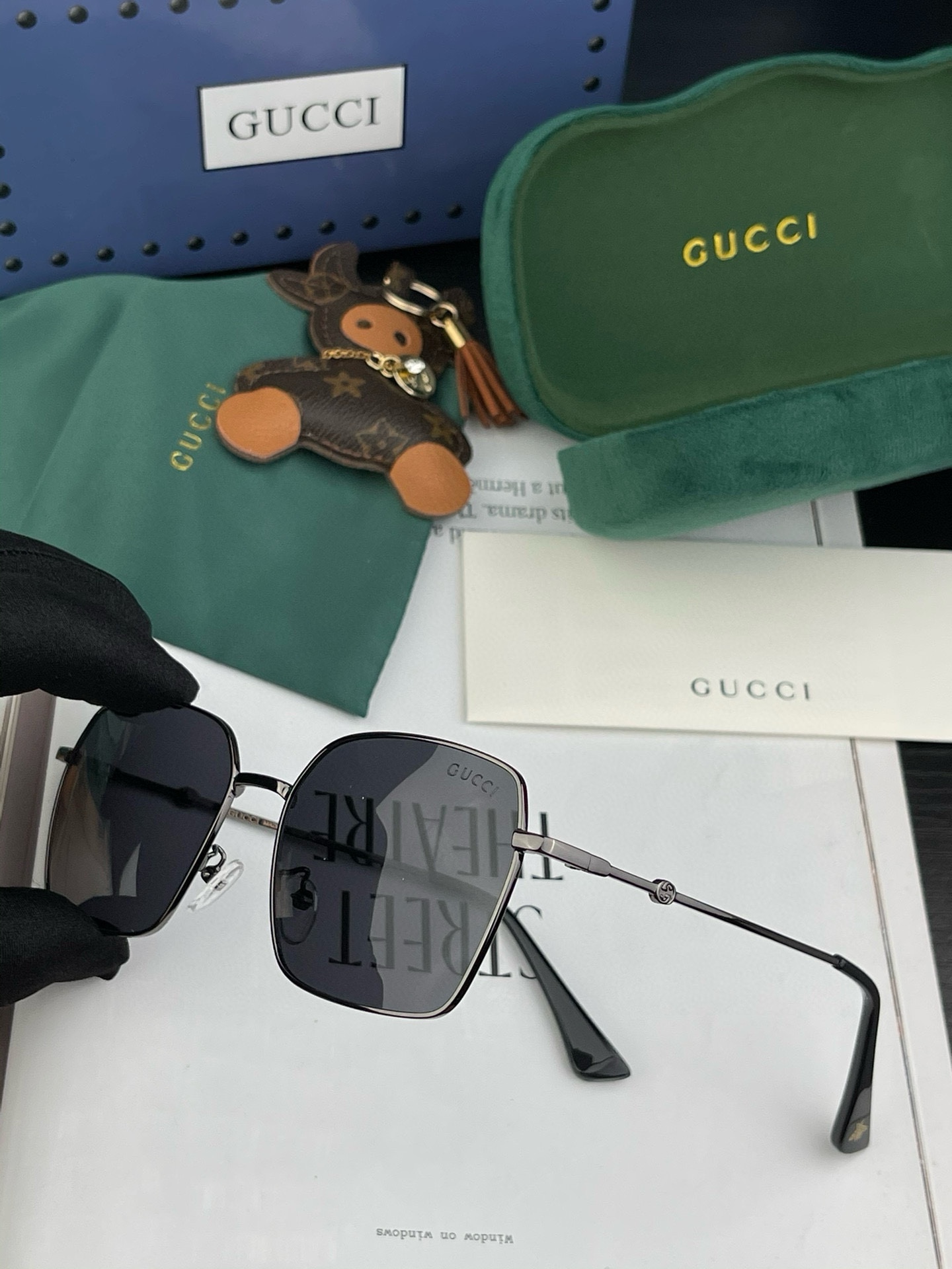 GUCCI-2024新款情侣款偏光太阳镜完美品质独特设计适合各种脸型️经典太阳镜超个性古典与时尚的结合啦