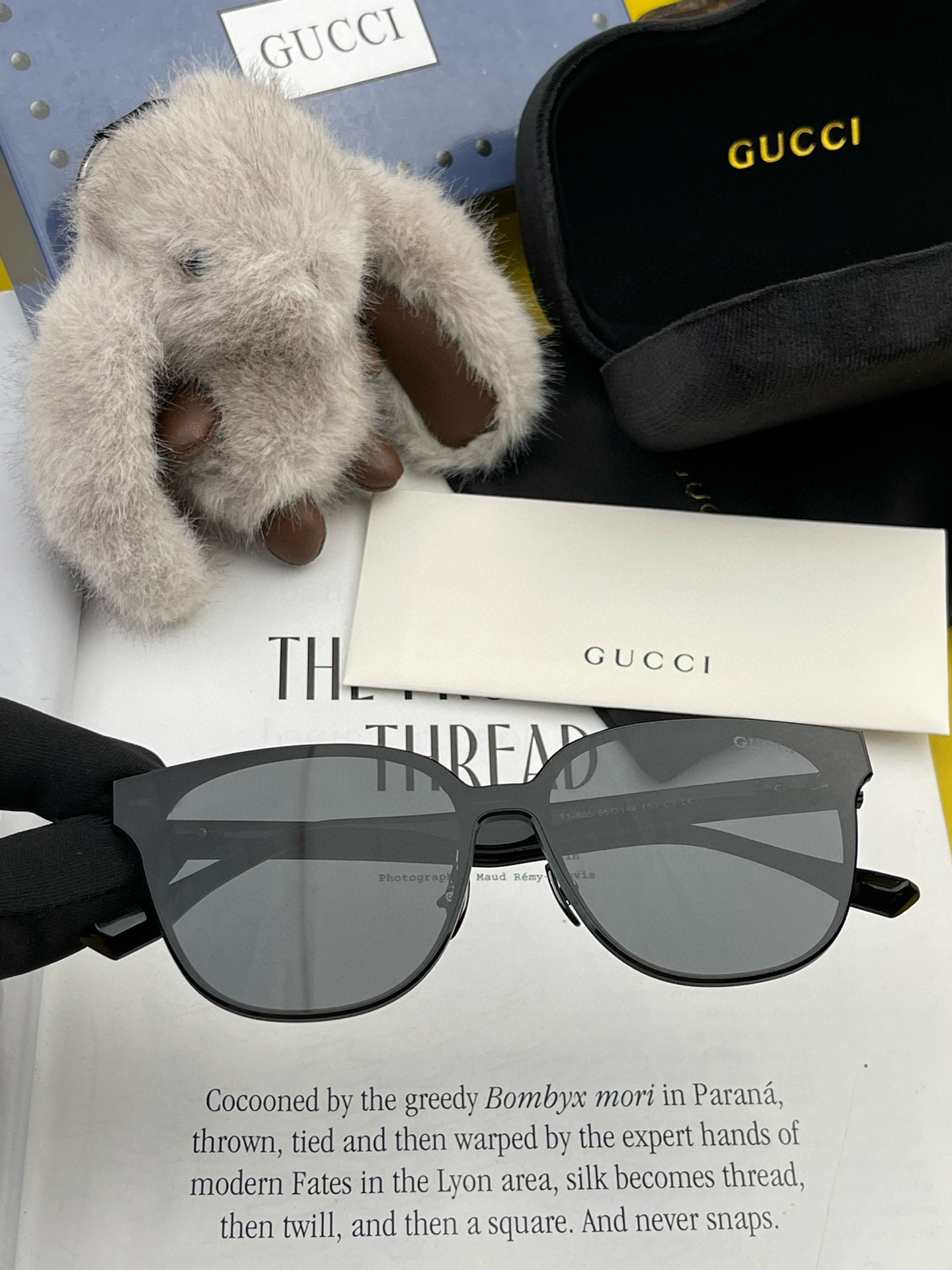 连体镜GUCCI2024开春新款一体镜大框太阳镜男女同款爆款大框尼龙太阳镜超逼格超酷镜腿品牌设计感强ni