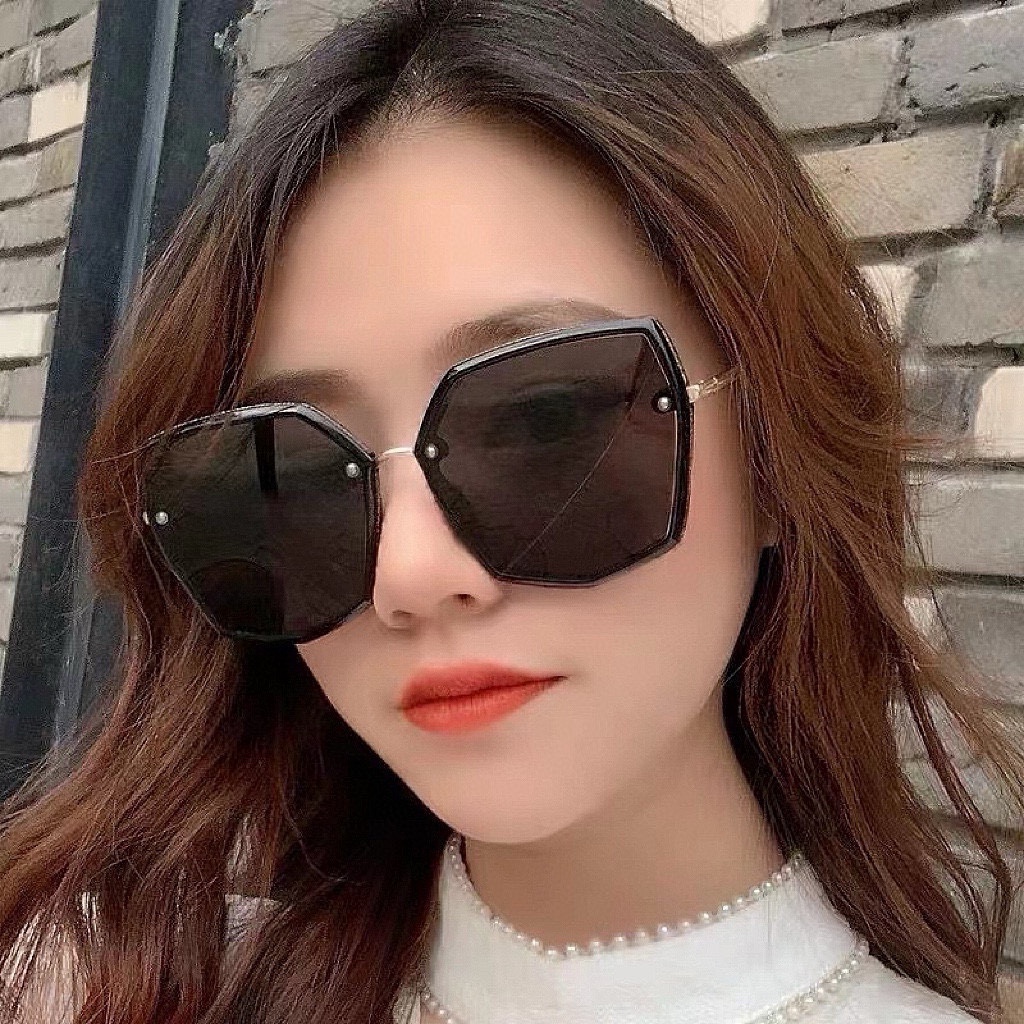 Customize The Best Replica
 Chanel Sunglasses Spring/Summer Collection