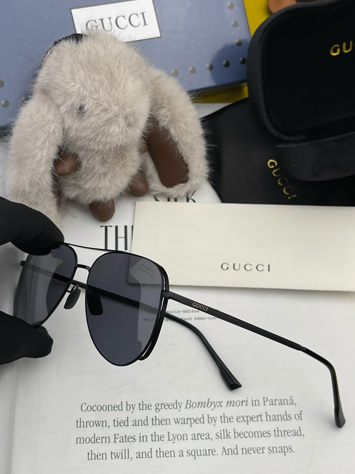 ️GUCCI2024新款男女情侣款太阳镜多边形墨镜iP电镀永不褪色超轻超有弹性整幅眼镜无螺丝重要的是压不