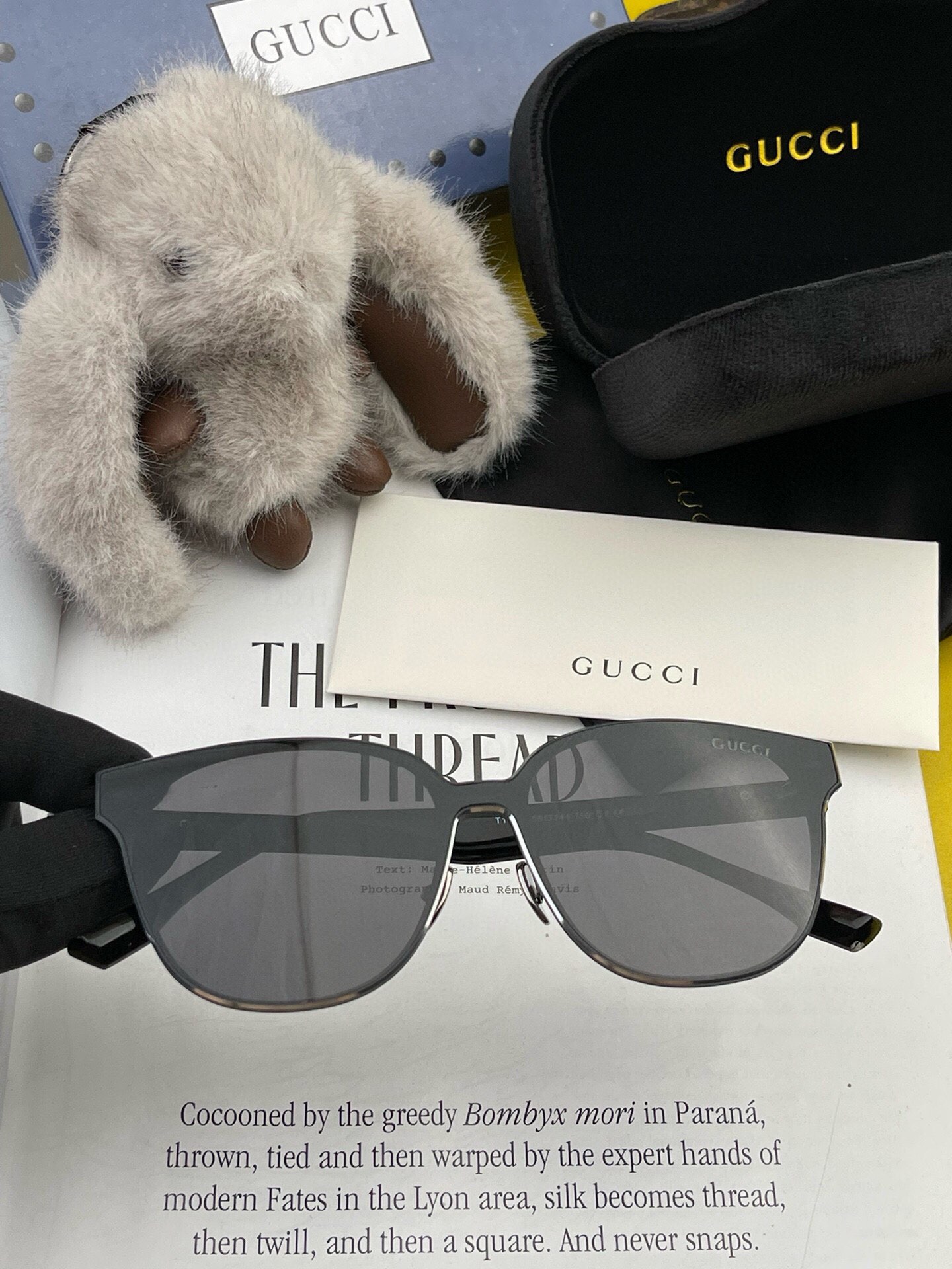 连体镜GUCCI2024开春新款一体镜大框太阳镜男女同款爆款大框尼龙太阳镜超逼格超酷镜腿品牌设计感强ni