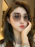 Chanel Lunettes De Soleil Collection printemps - été 1 Chanel Lunettes De Soleil Collection printemps – été