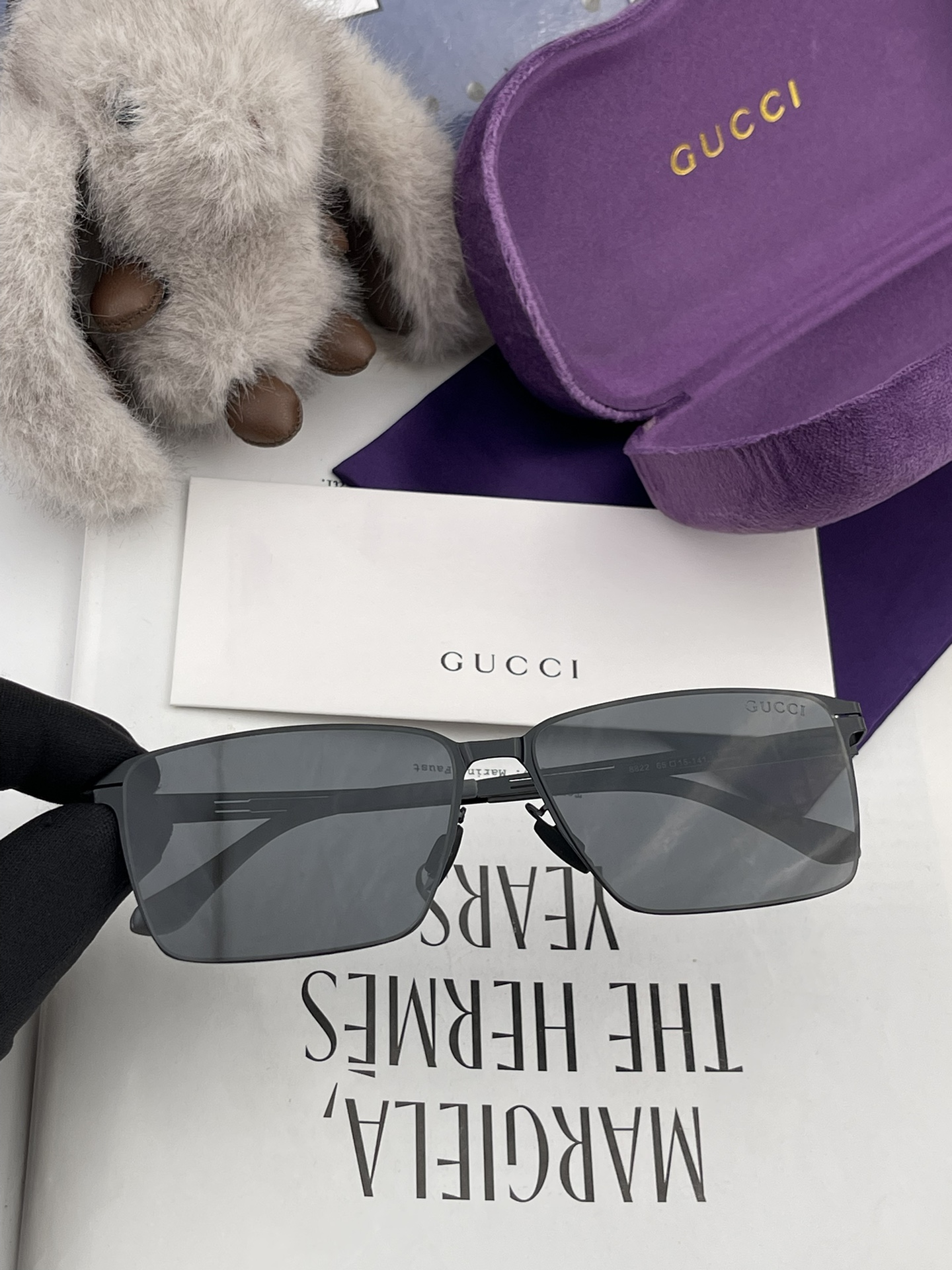 ️GUCCI2024新款男女情侣款太阳镜多边形墨镜iP电镀永不褪色超轻超有弹性整幅眼镜无螺丝重要的是压不