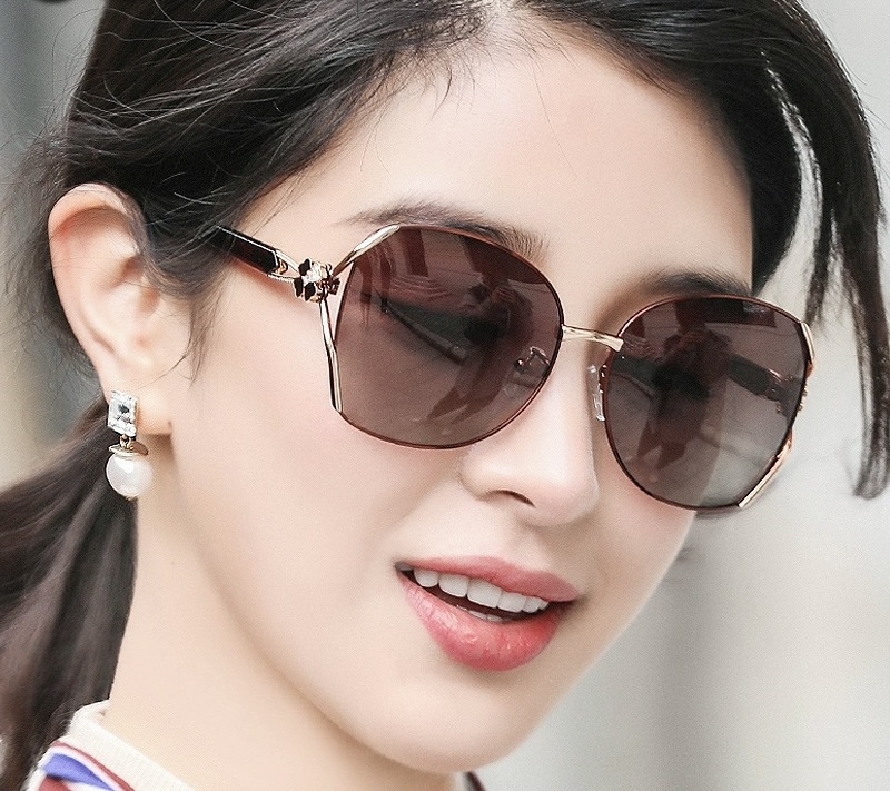 CHANEL香奈儿2024新款山茶花潮流爆款时尚圆框太阳镜佩戴舒适网红潮款墨镜️️型号CH9803