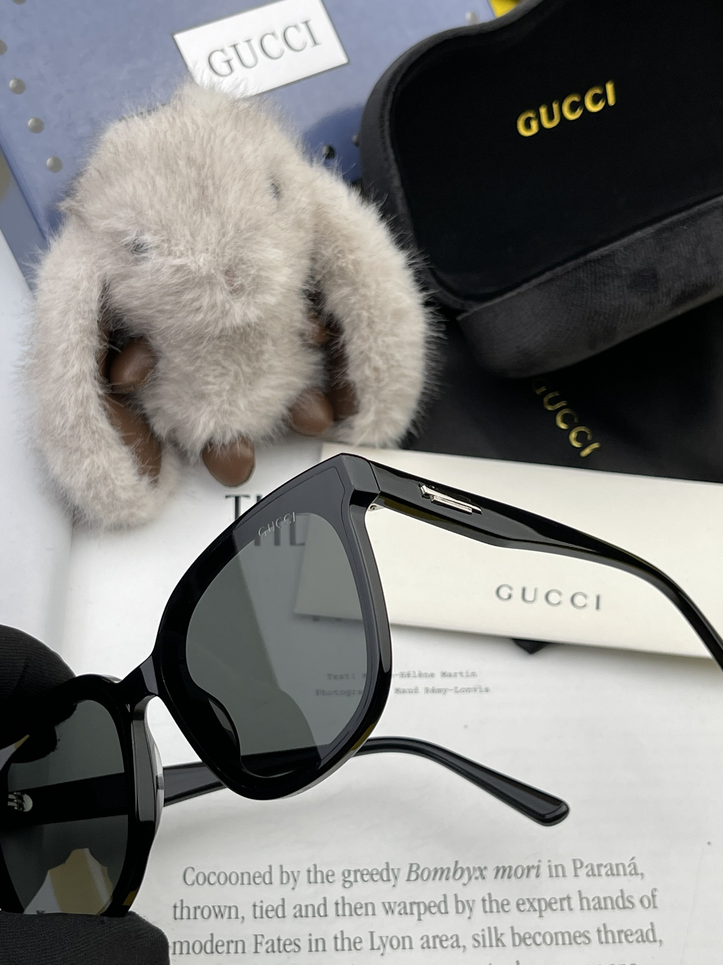 GUCCI2024开春新款一体镜大框太阳镜男女同款爆款大框尼龙太阳镜超逼格超酷镜腿品牌设计感强nice型