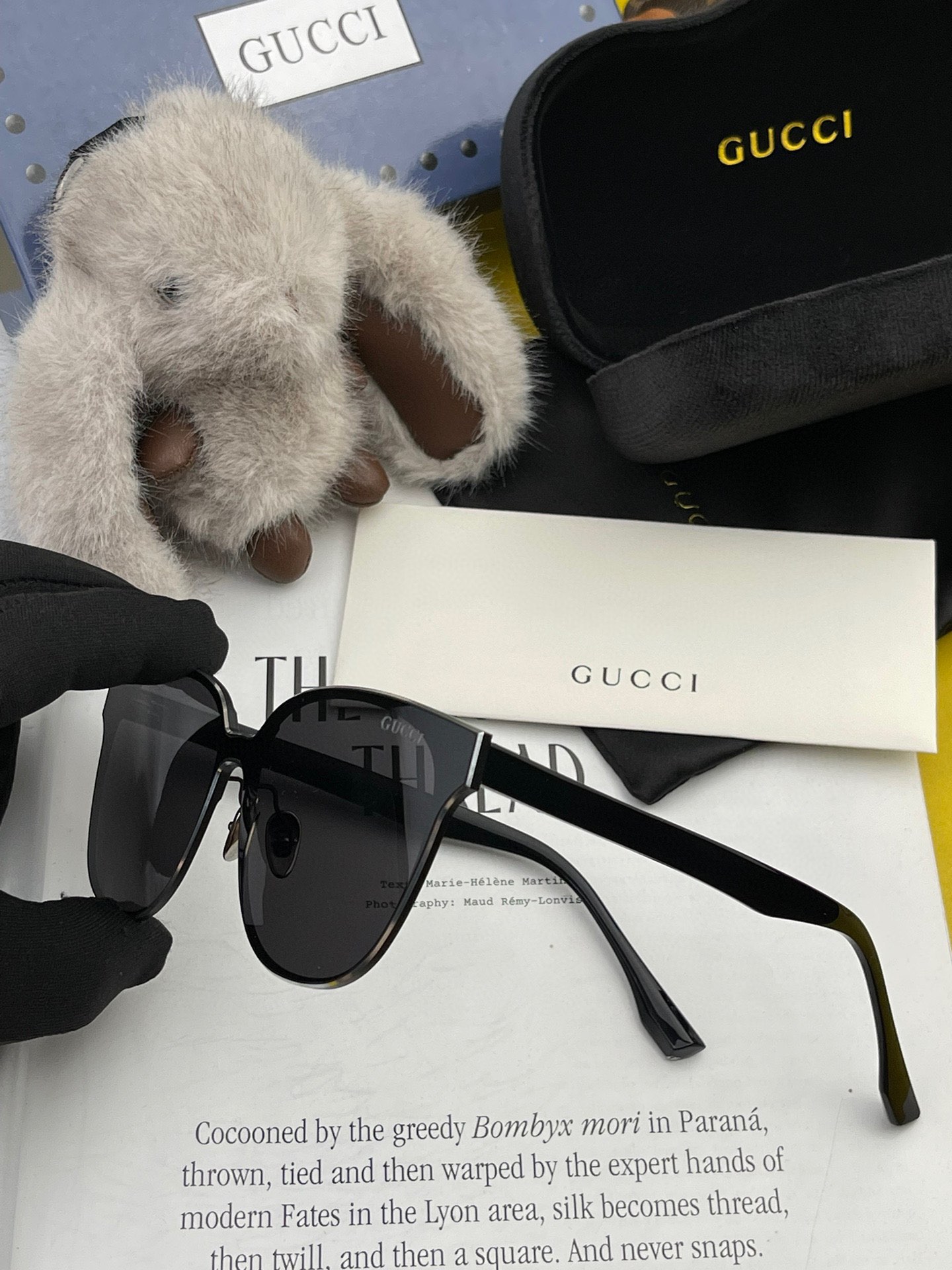 连体镜GUCCI2024开春新款一体镜大框太阳镜男女同款爆款大框尼龙太阳镜超逼格超酷镜腿品牌设计感强ni