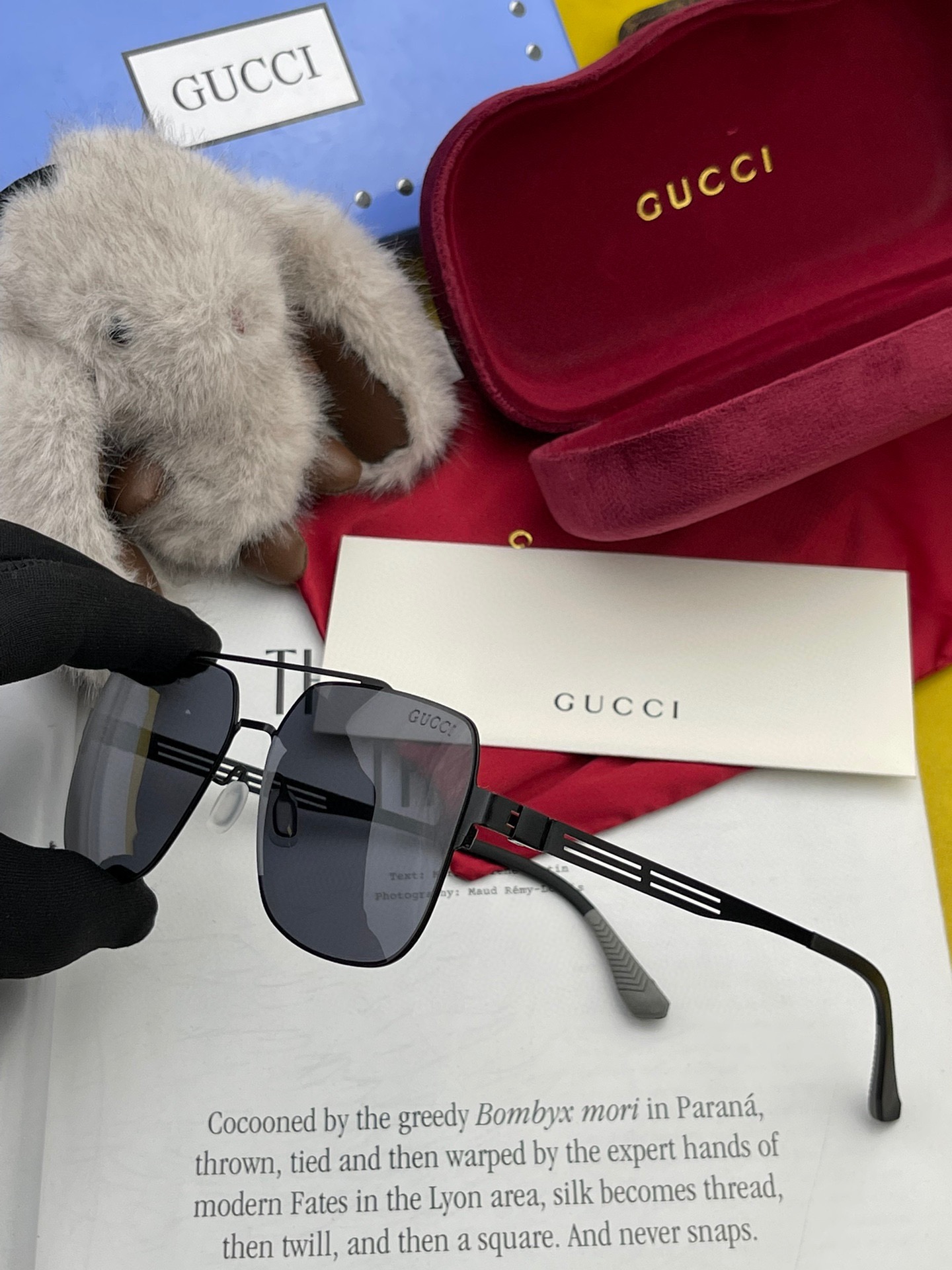 ️GUCCI2024新款男女情侣款太阳镜多边形墨镜iP电镀永不褪色超轻超有弹性整幅眼镜无螺丝重要的是压不