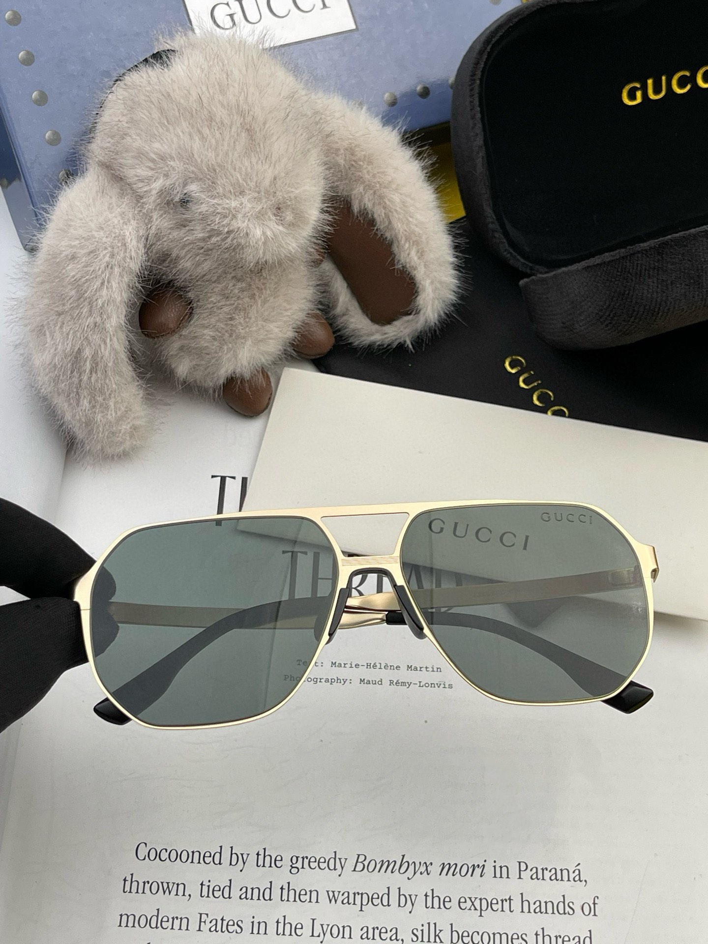 ️GUCCI2024新款男女情侣款太阳镜多边形墨镜iP电镀永不褪色超轻超有弹性整幅眼镜无螺丝重要的是压不